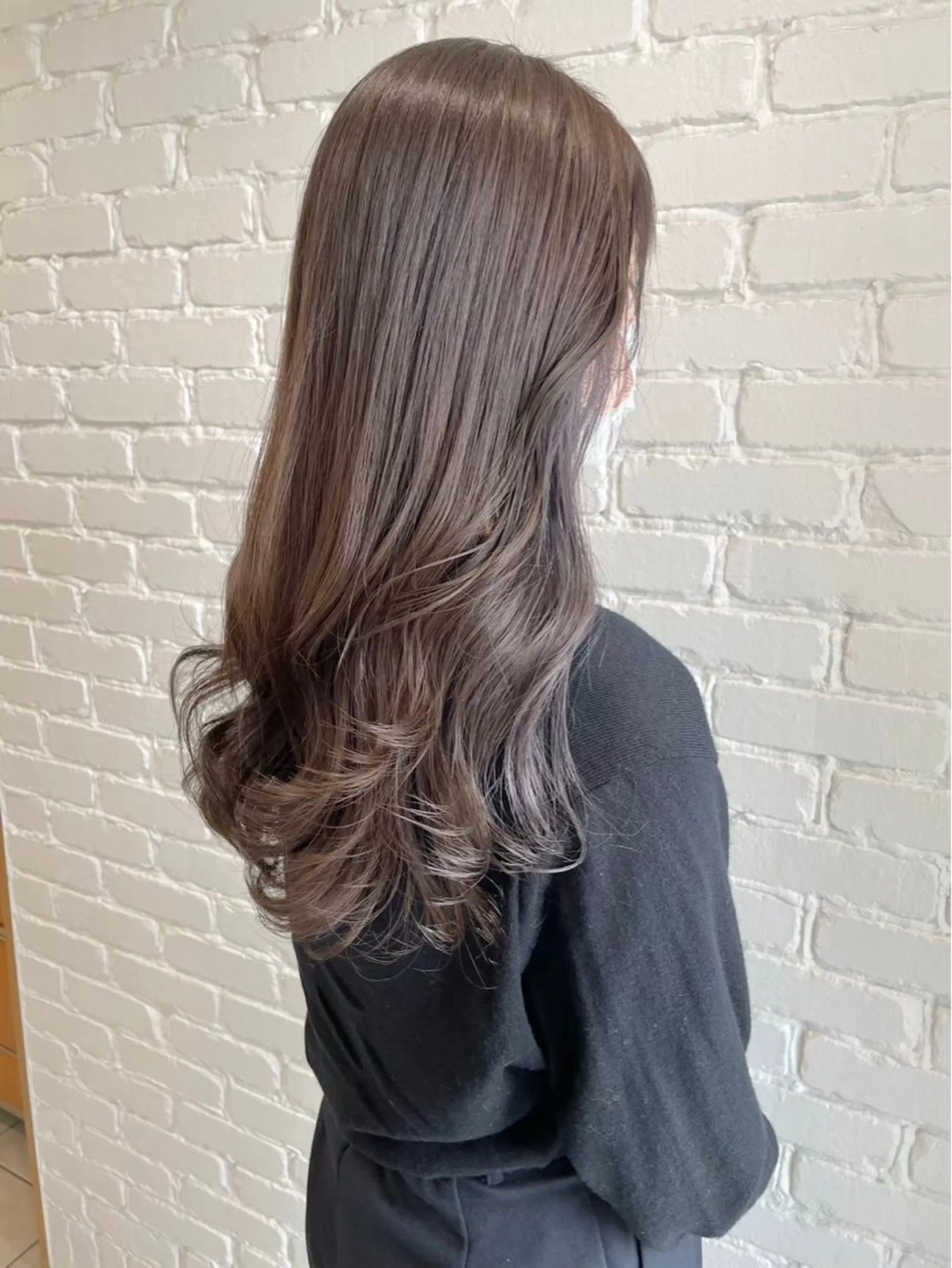 ロング 🌿透明感カラー 松本麻里奈🌼のヘアスタイル