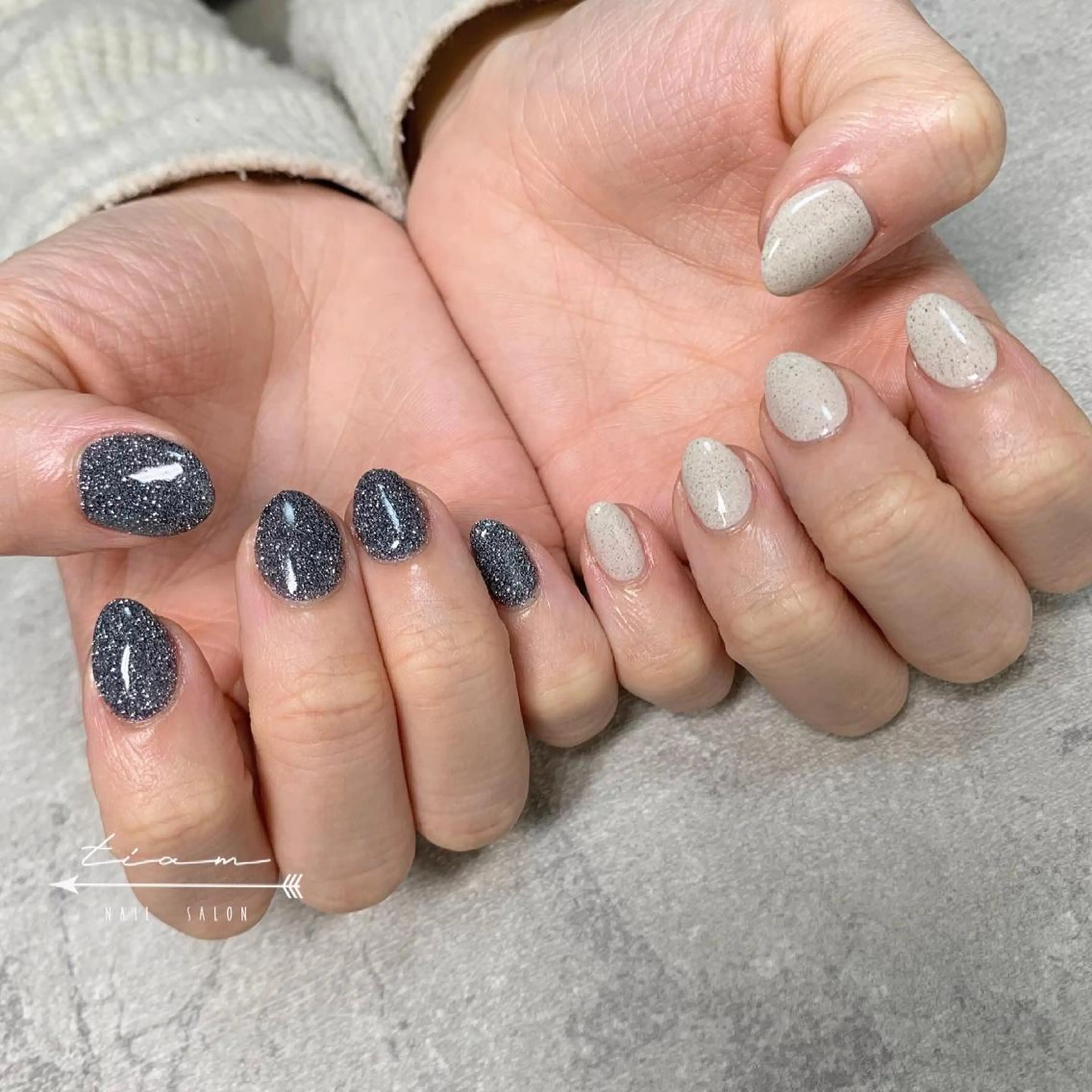 ネイル アートネイル フラッシュネイル ラメ(グリッター) ニュアンスネイル ワンカラーネイル 𝑡𝑖𝑎𝑚𓂃 きむらゆきののネイルデザイン