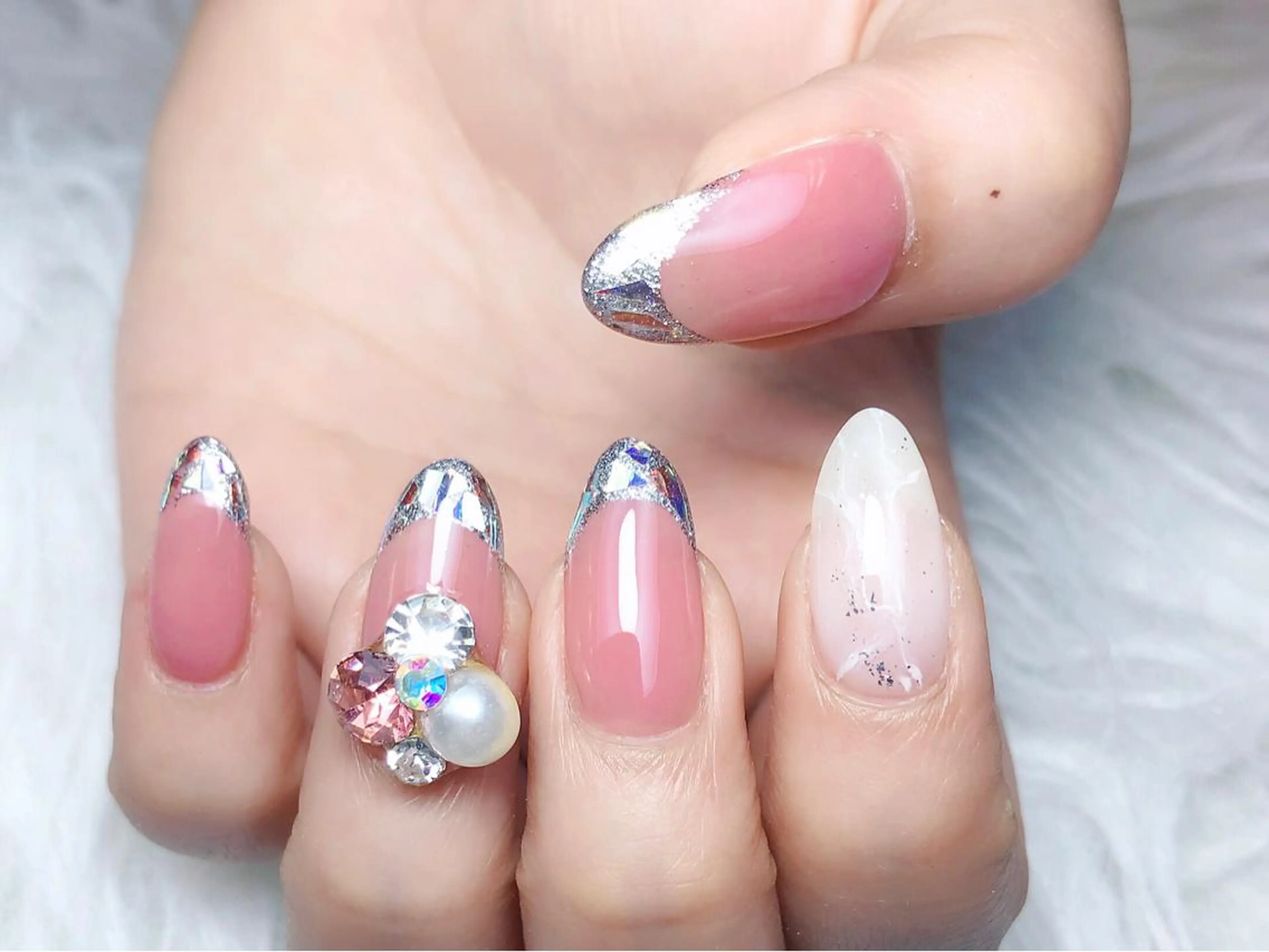 ネイル 💅ネイル✨ プリンセスのネイルデザイン