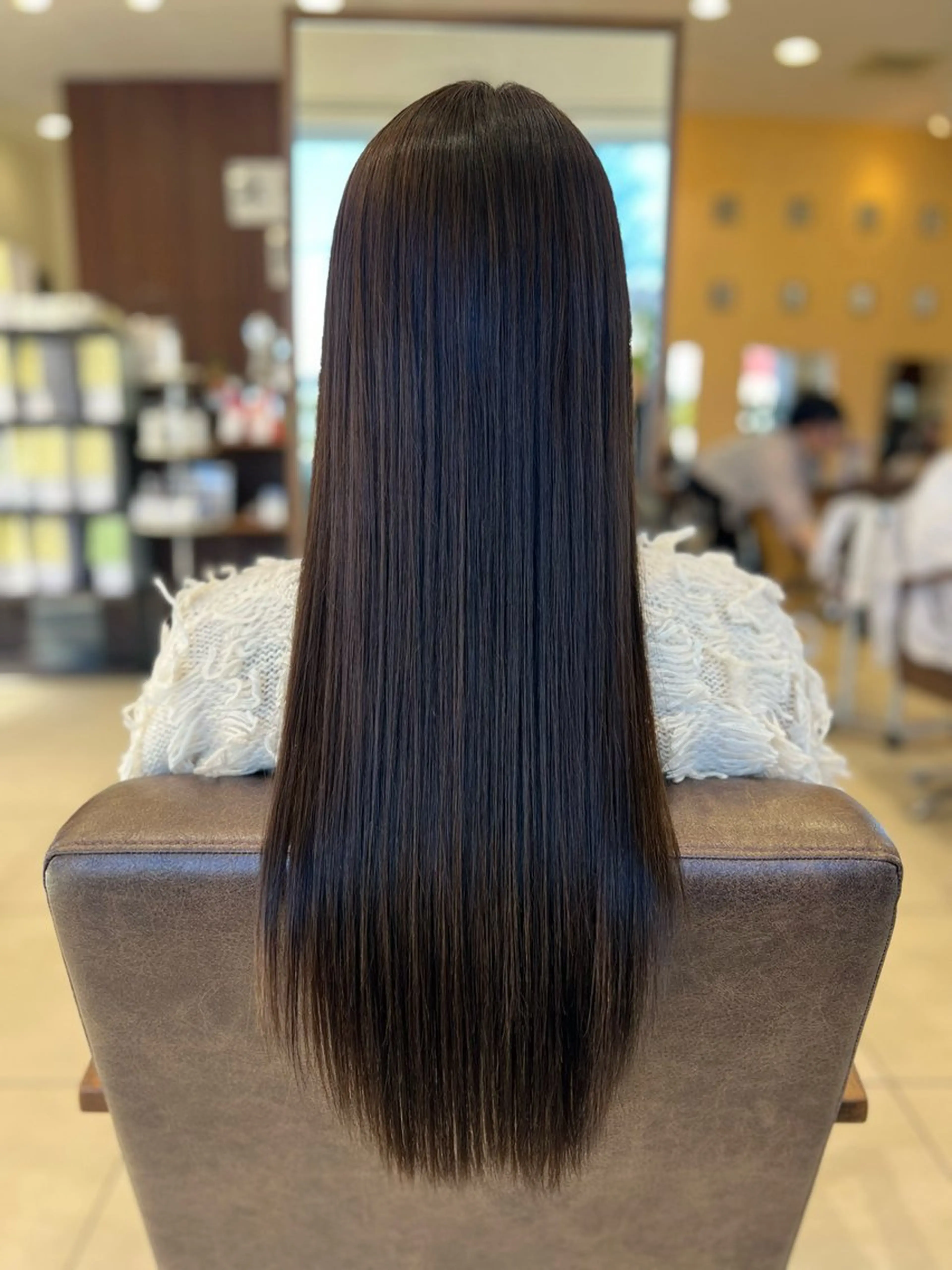 ロング 縮毛矯正 大柴 彩花のヘアスタイル