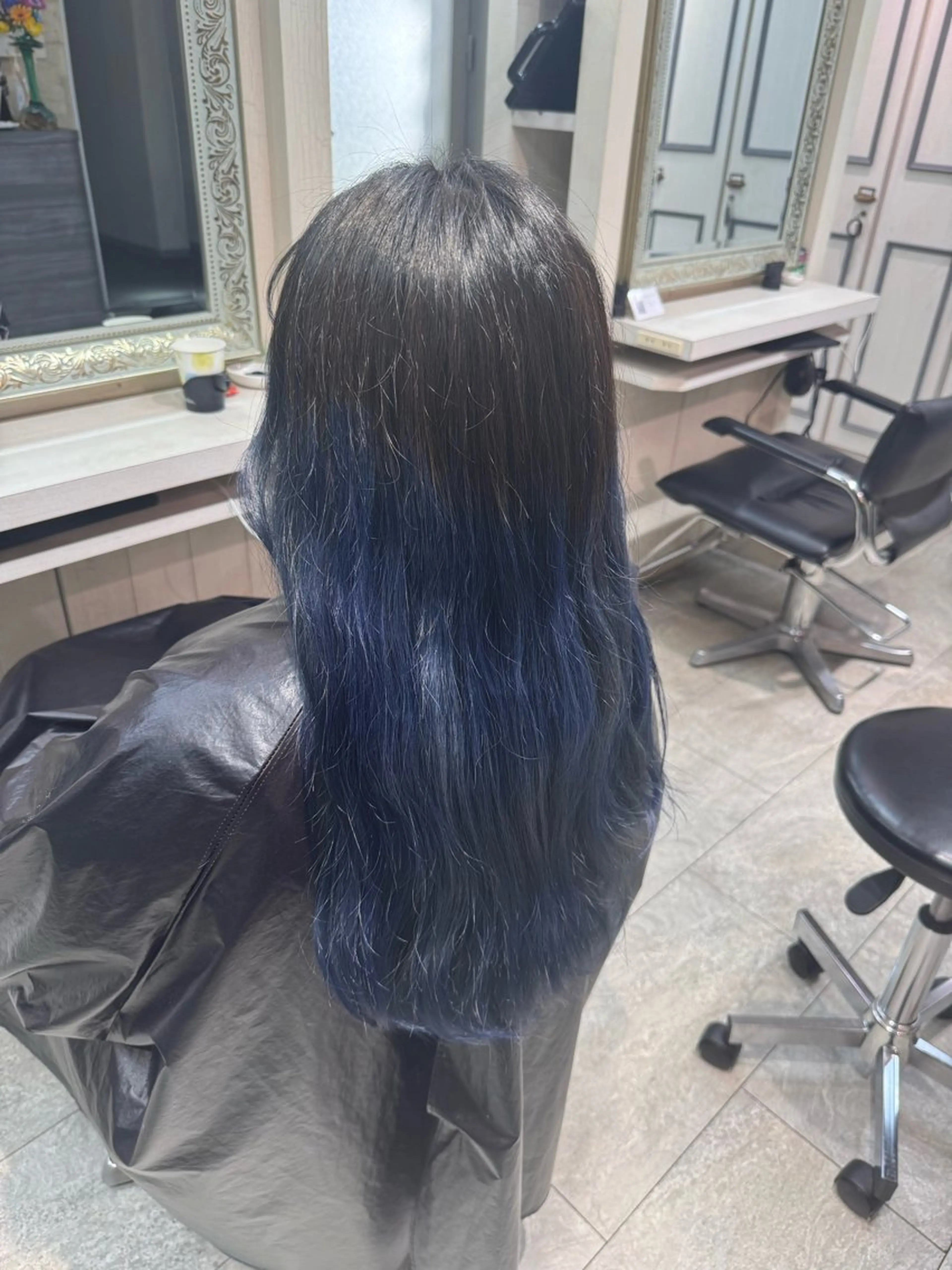 ロング 平野 世菜のヘアスタイル