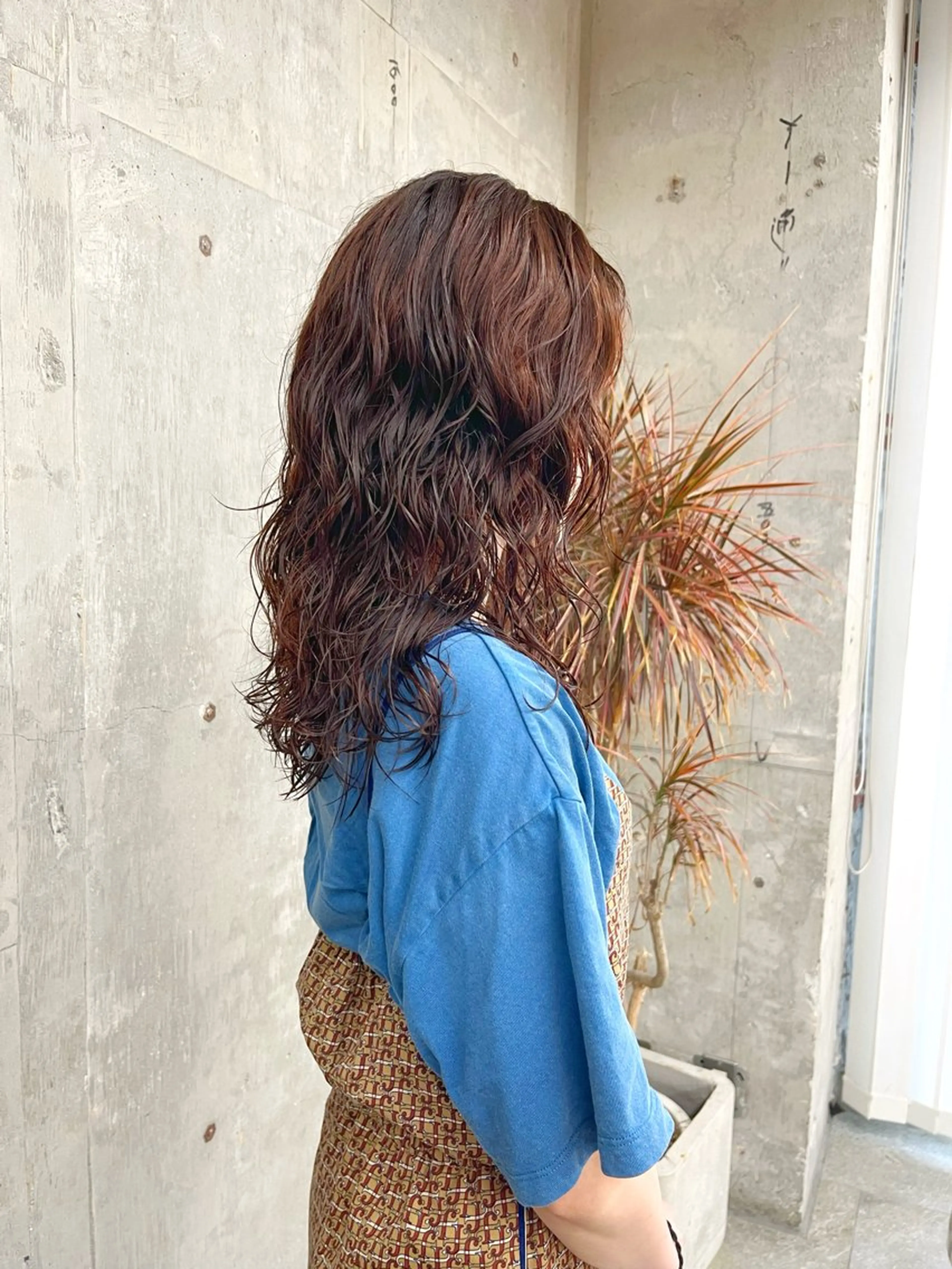 セミロング カラー パーマ セミロングパーマ ウルフカット カット ヘアカラー パーマ 小木曽智美 /ボブ/ショートのヘアスタイル