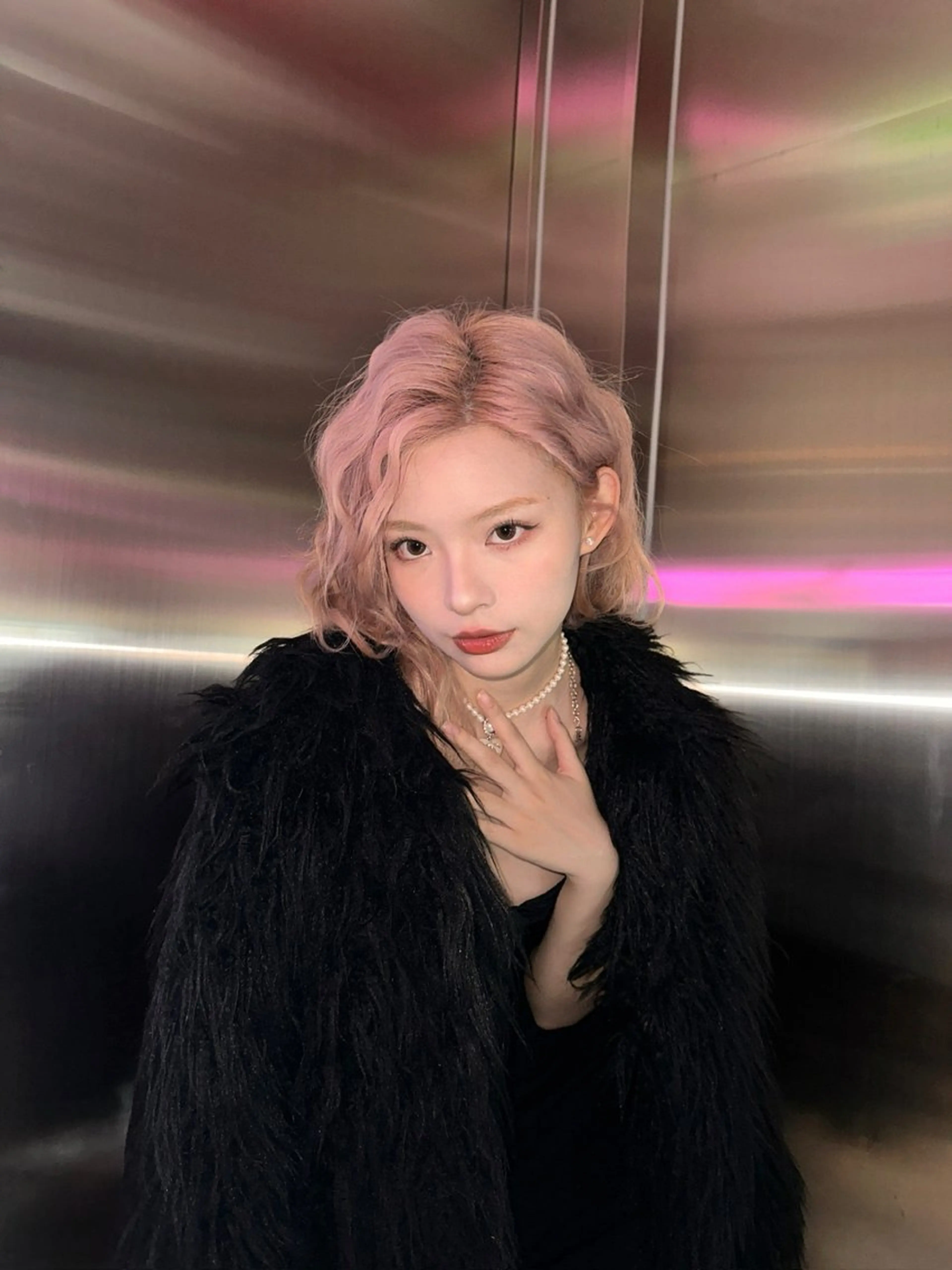 ロング カラー 透明感カラー ダブルカラー 髪質改善 韓国風ヘア トリートメント miuru/韓国ヘア /レイヤーカットのヘアスタイル