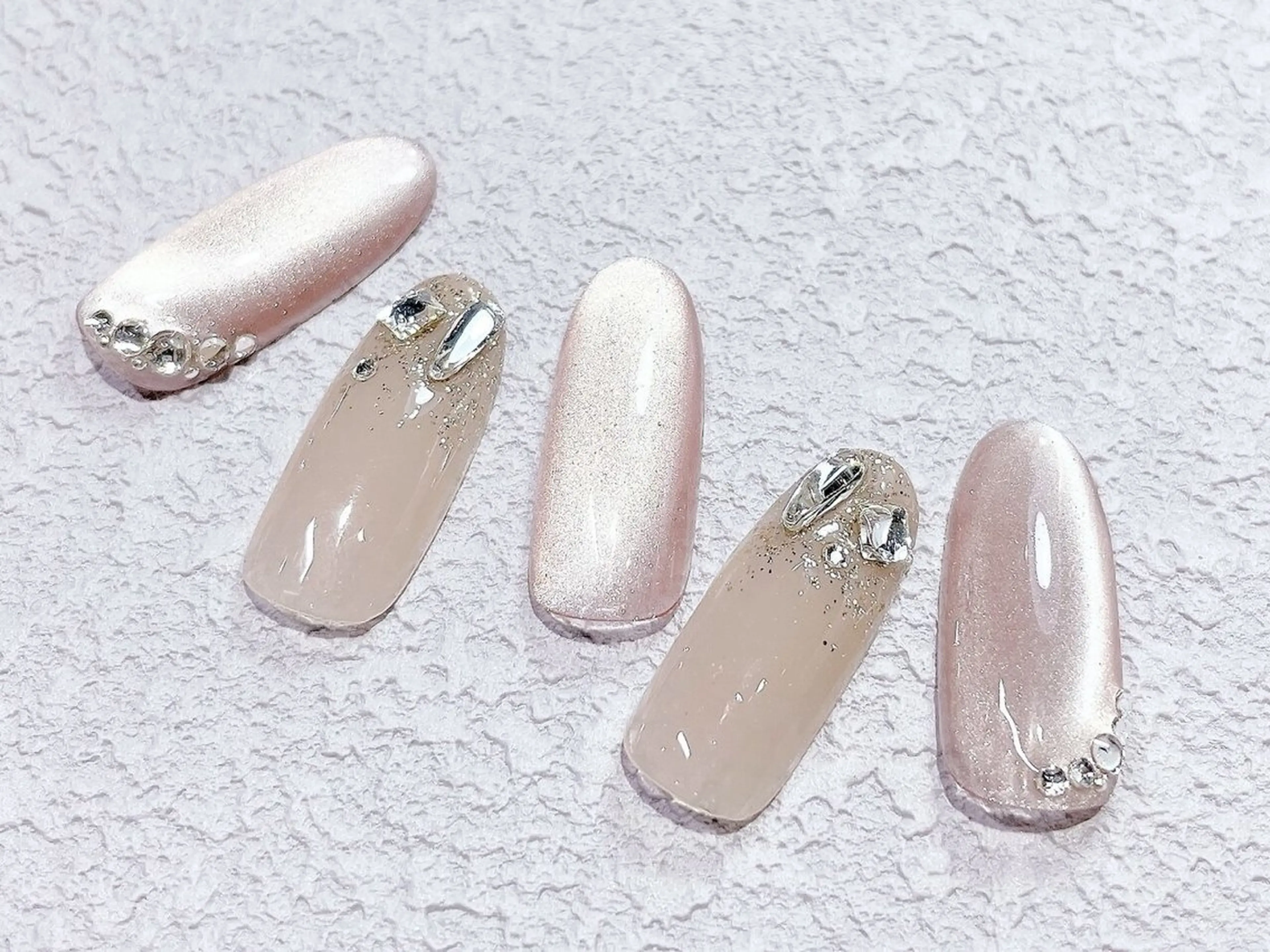 ネイル アニマル柄 フットネイル ジェルネイル マグネットネイル マットネイル ネイルサロン パールのネイルデザイン