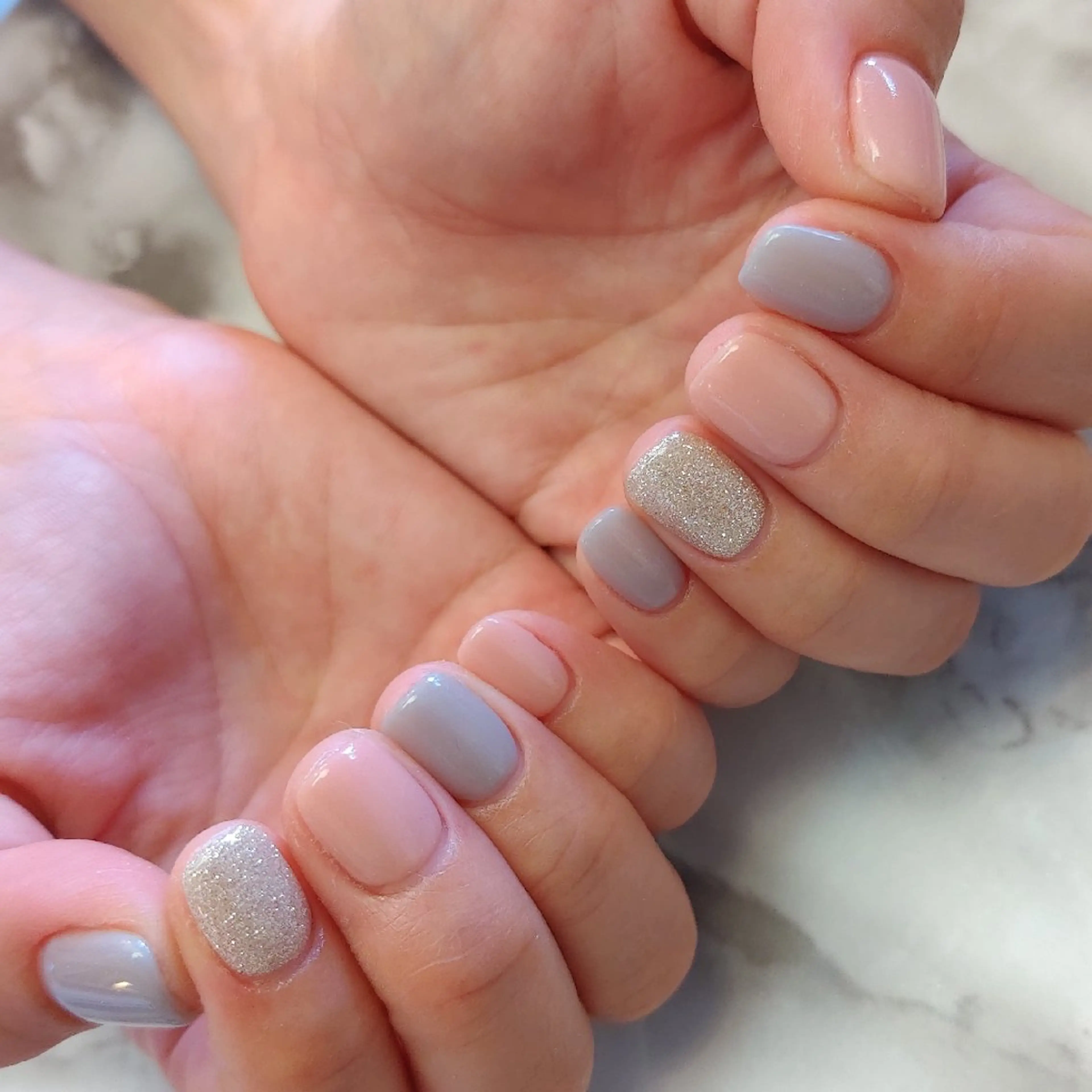 ネイル シンプルネイル ジェヌインネイル 河内のネイルデザイン