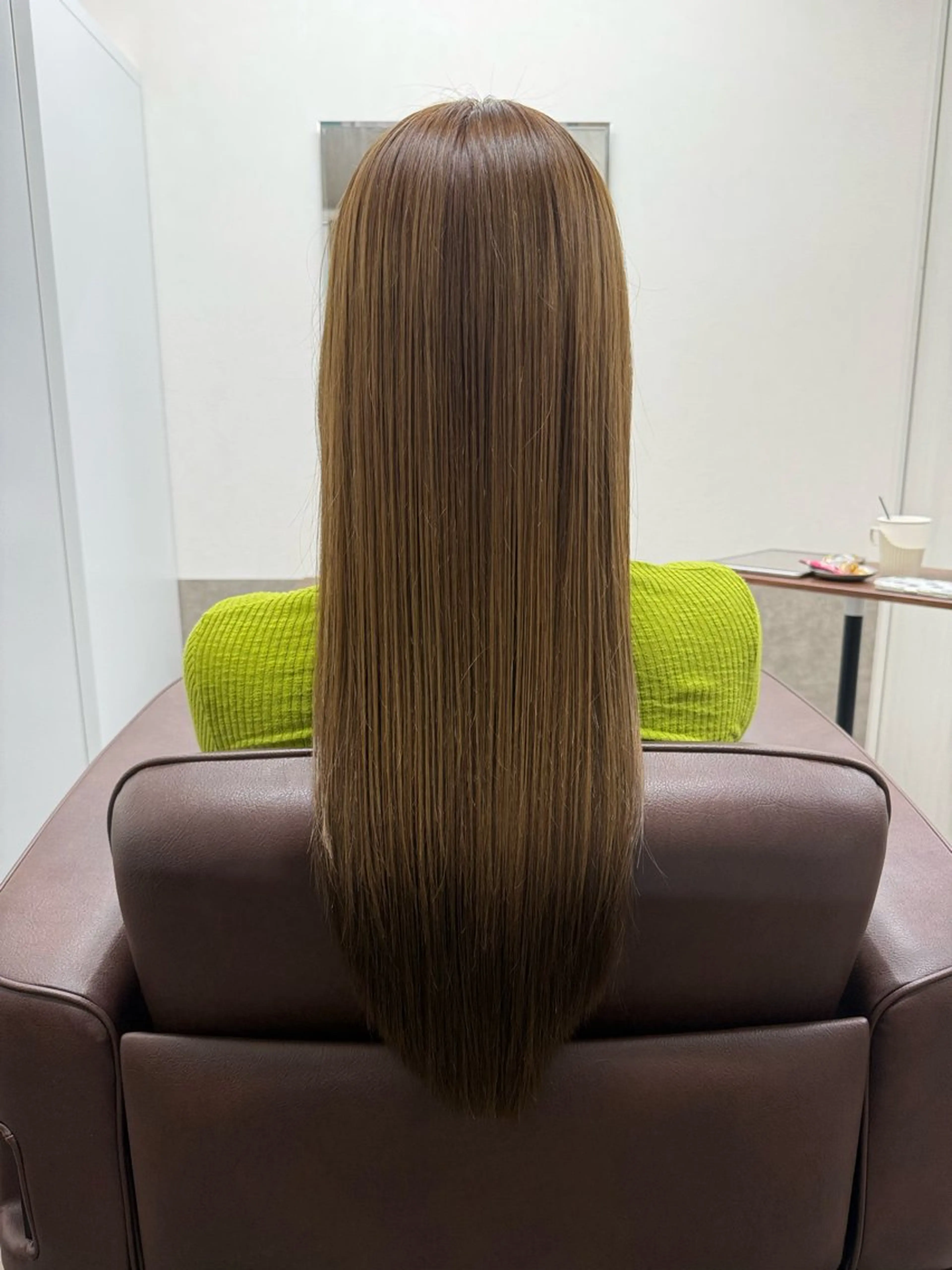 ロング カット ヘアカラー トリートメント 半個室 サロン🪽新宿3丁目のヘアスタイル