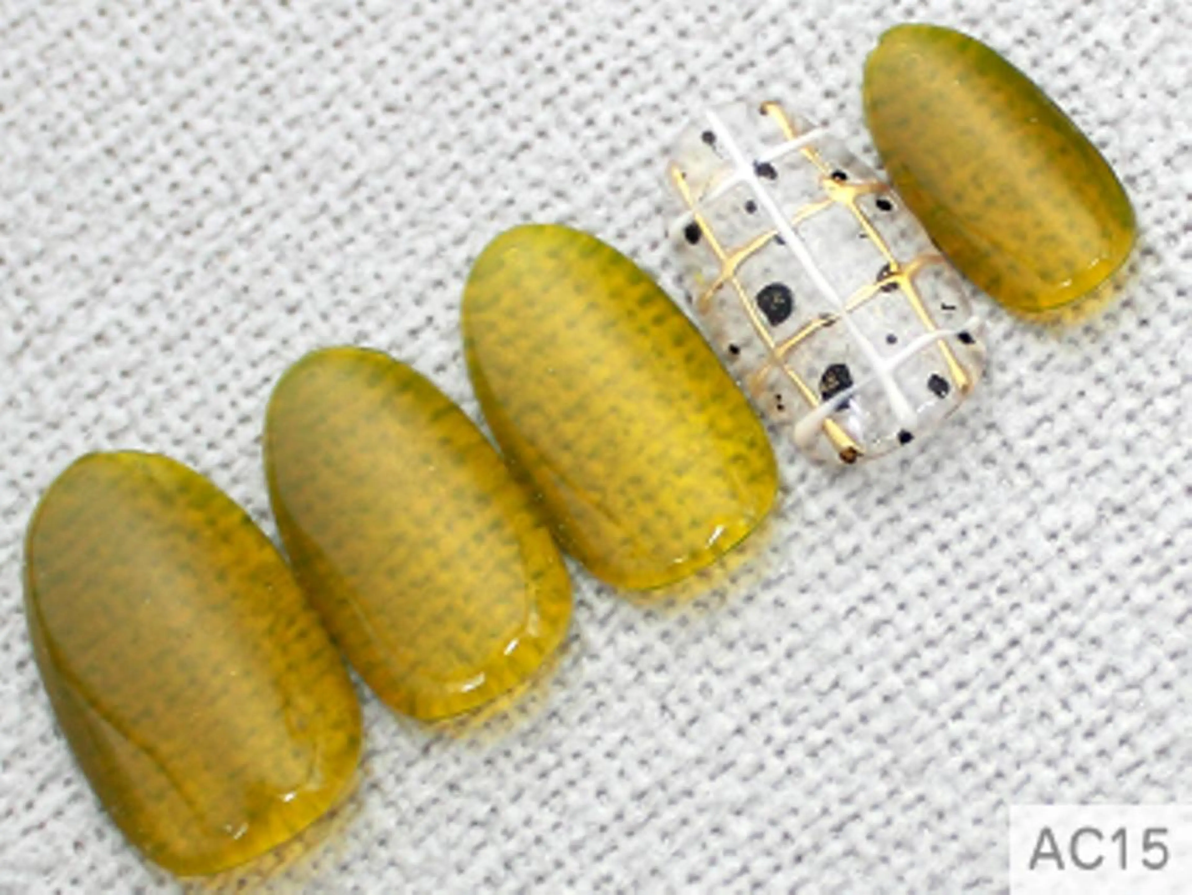 ネイル ジェルネイル マグネットネイル 🤍 Jan🤍のネイルデザイン