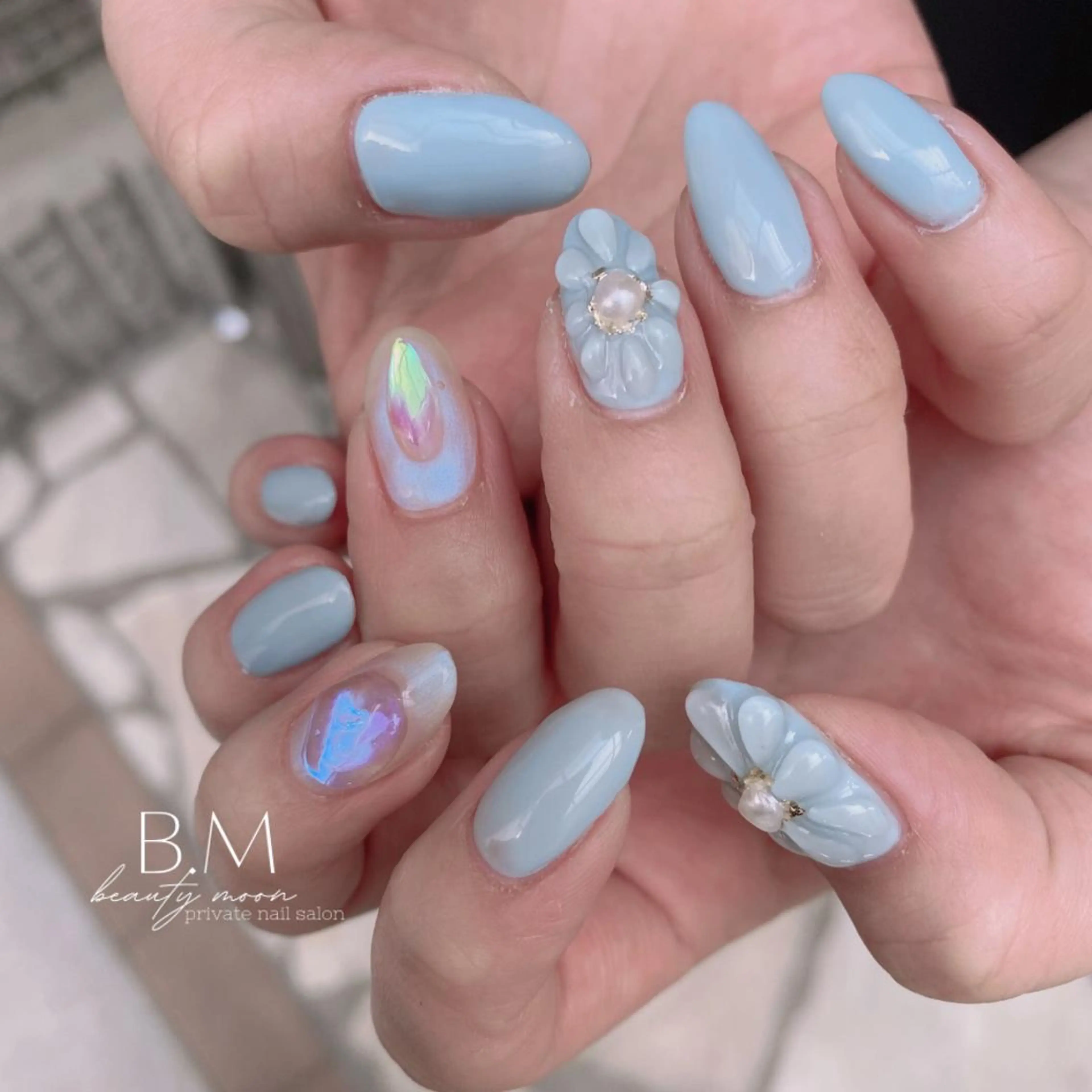 ネイル オーロラネイル カジュアル フラワーネイル ぷっくりネイル 夏ネイル ハンドネイル beauty ☪︎moonのネイルデザイン