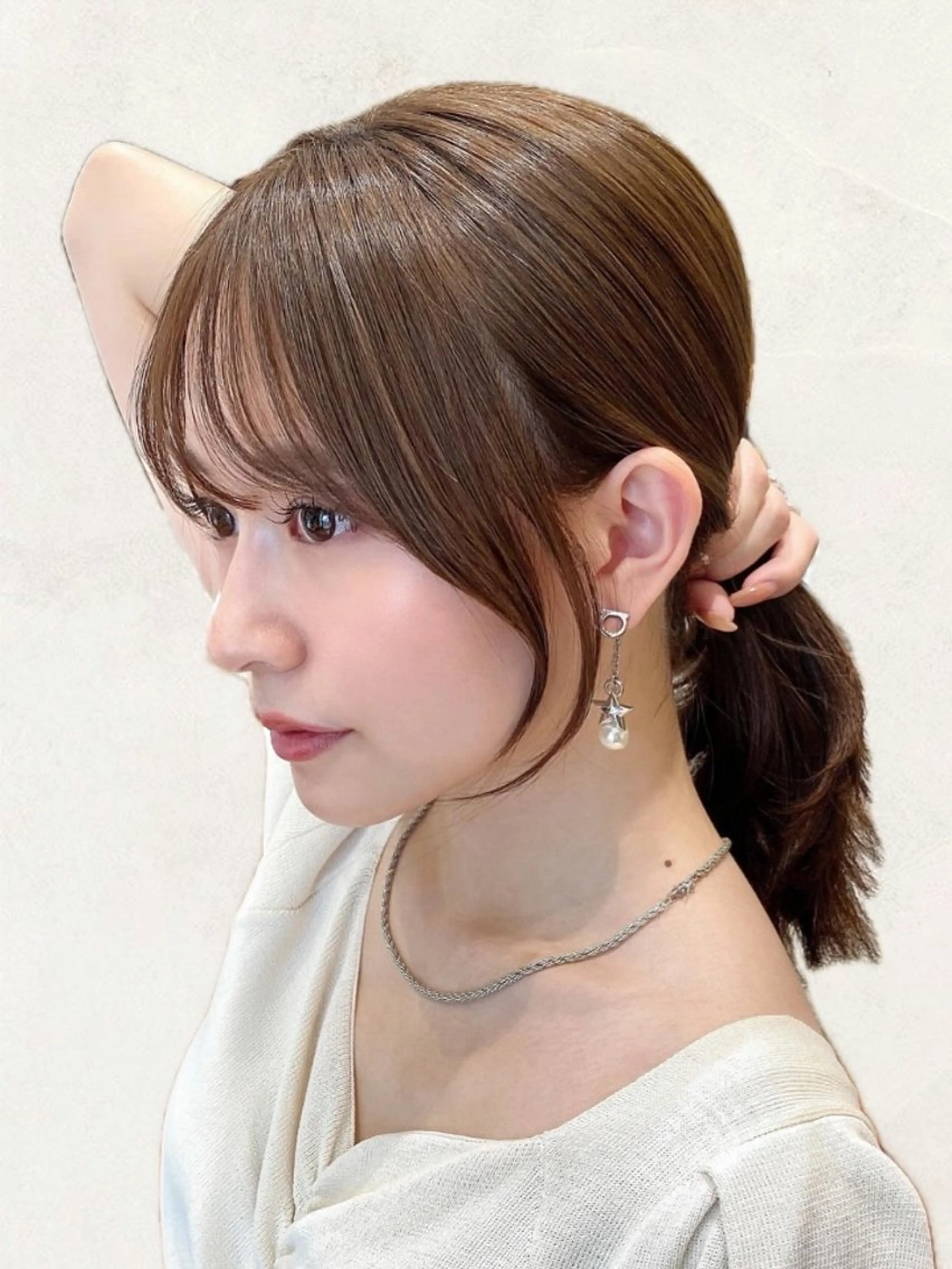 セミロング 顔周りカット おくれ毛 サイドバング 小顔カット カット ヘアカラー トリートメント 🧡くびれヘア/前髪 顔周り🧡久原結衣のヘアスタイル
