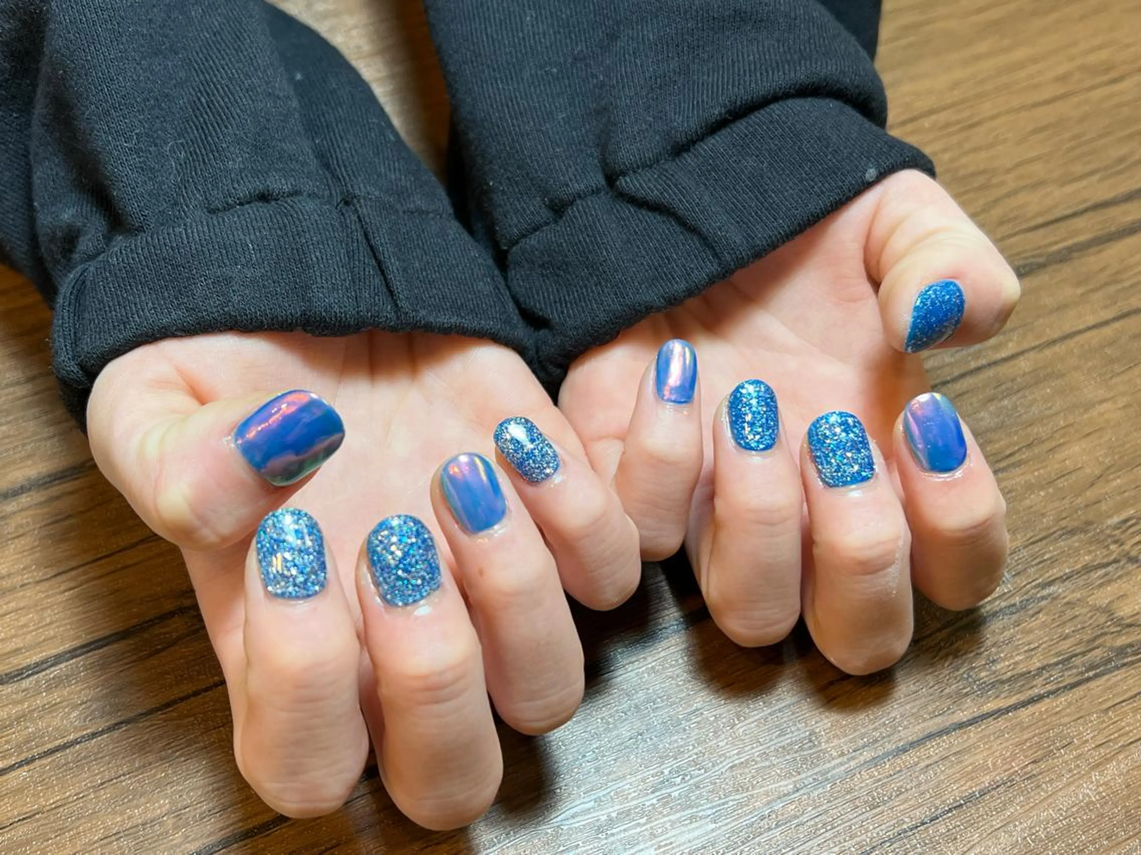 ネイル ハンドネイル HENRIETTA NAILSALONのネイルデザイン