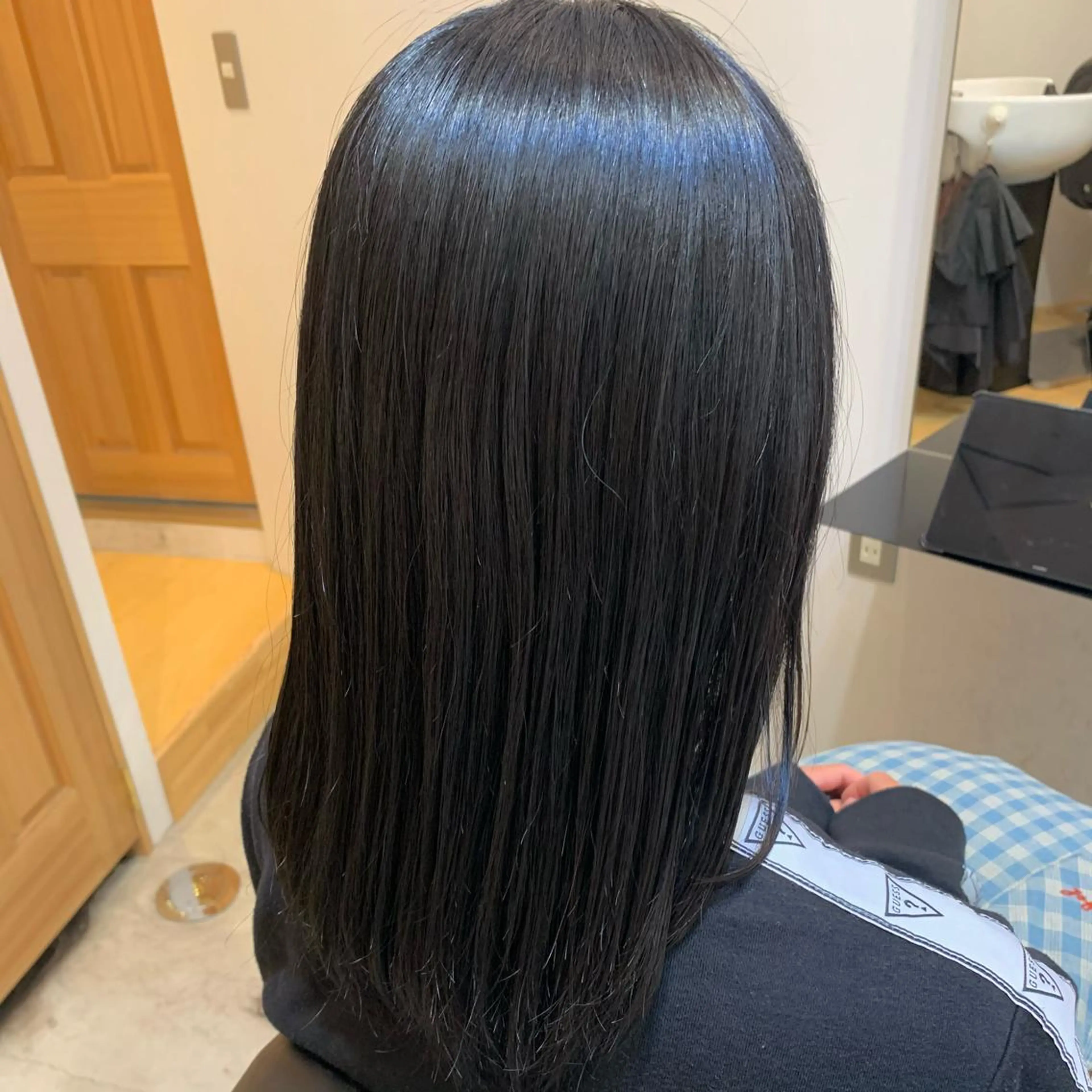 セミロング パーマ ヘアアレンジ カット ヘアカラー REONA🪽✨薬院 レイヤーカット🫧のヘアスタイル