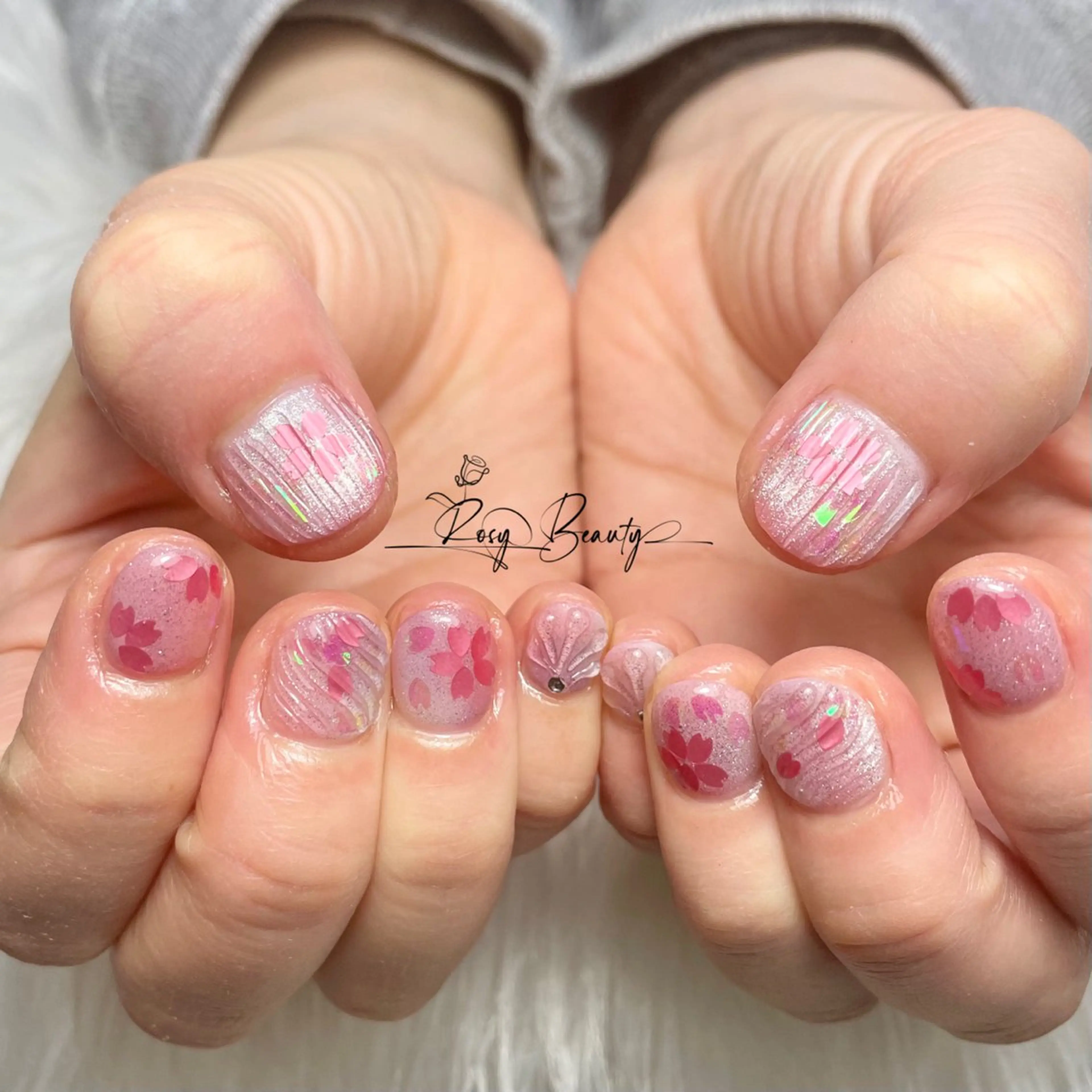 ネイル ハンドネイル RosyBeauty Salon所属・RosyBeauty Salonのネイルデザイン