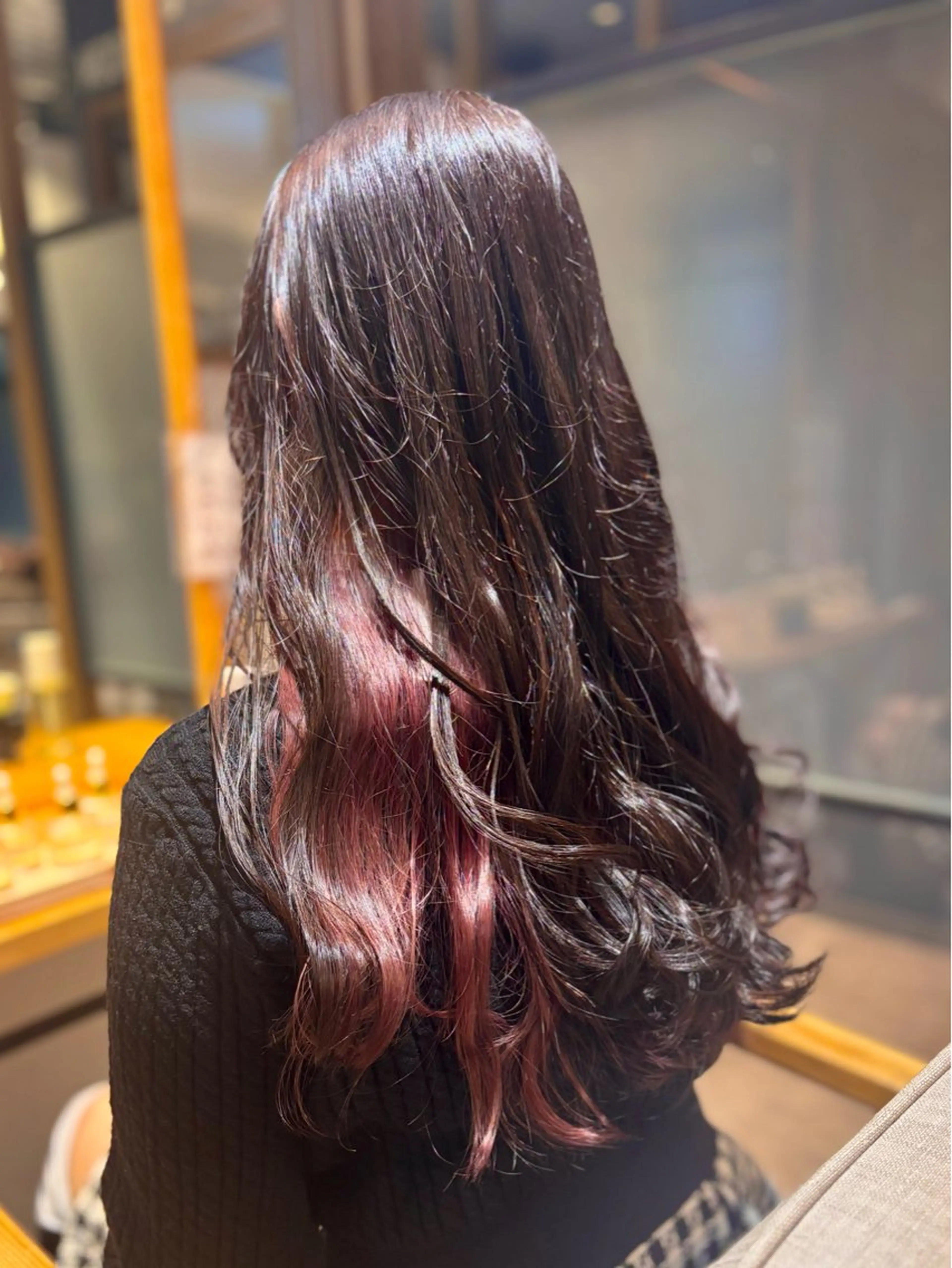 ロング カラー ブラウンカラー インナーカラー ピンクカラー ピンクブラウン 大西 かんなのヘアスタイル