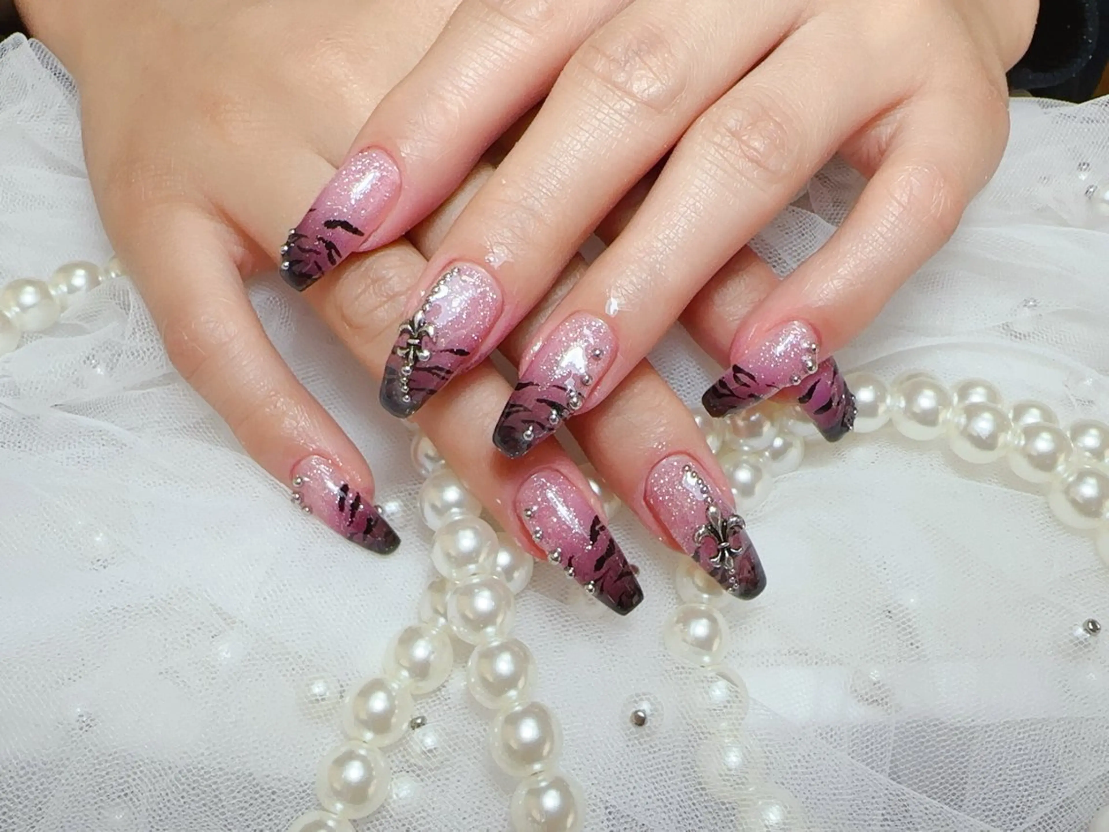 ネイル ハンドネイル NAIL CIRCLESのネイルデザイン