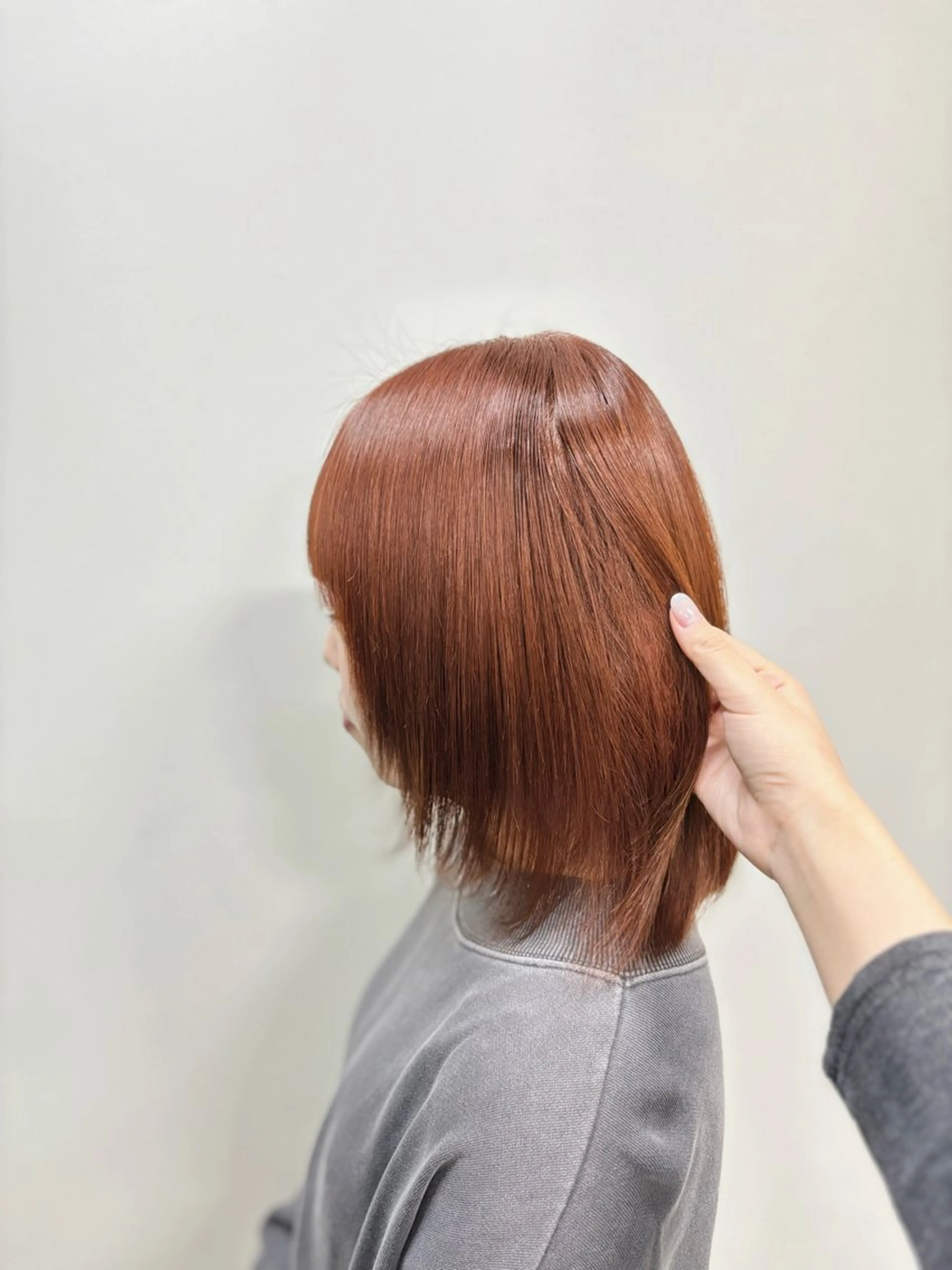 ミディアム カラー 中嶋 ほの香のヘアスタイル