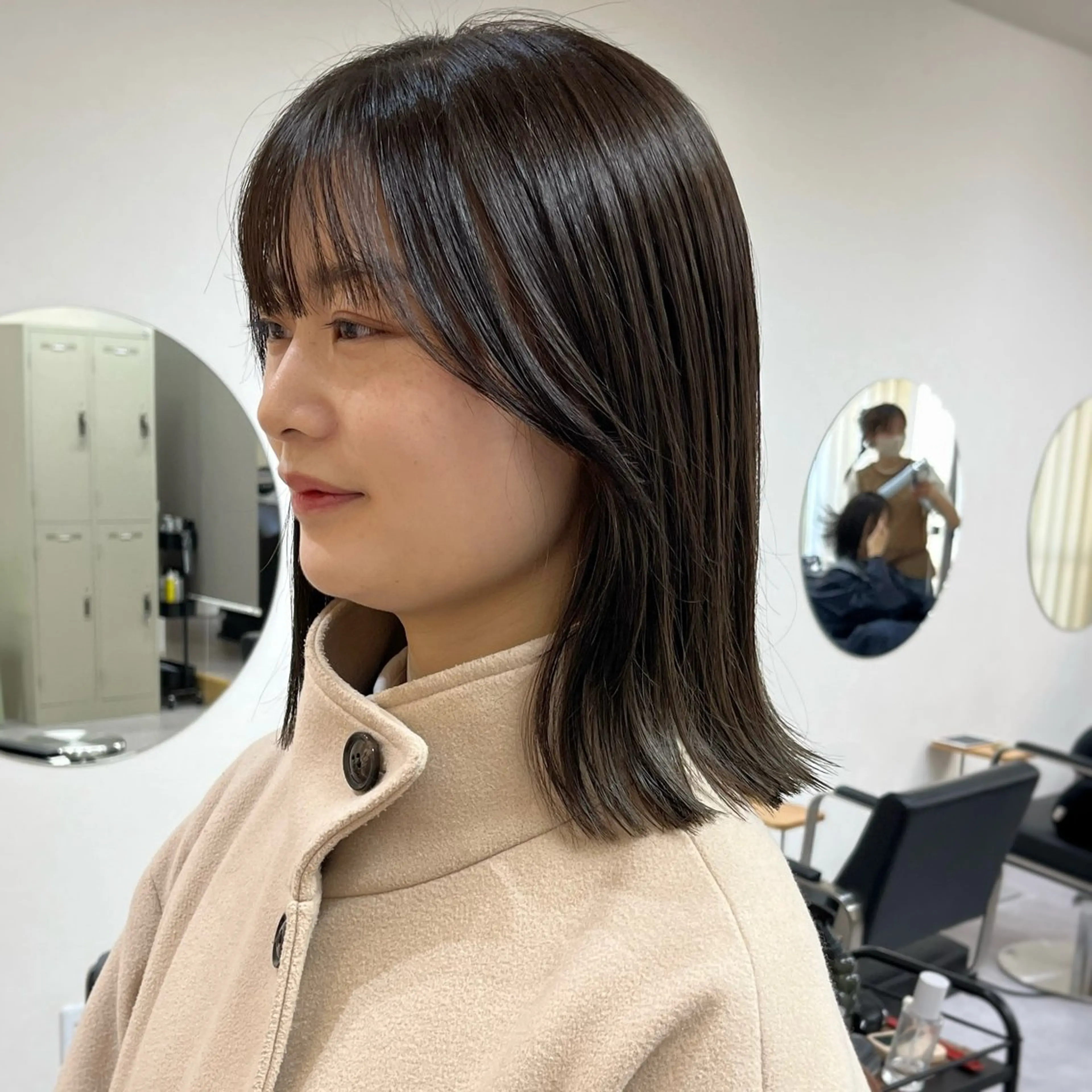 ミディアム カラー グレージュ 顔周りカット カット ヘアカラー トリートメント ボブ/透明感カラー /坂口恵梨子のヘアスタイル