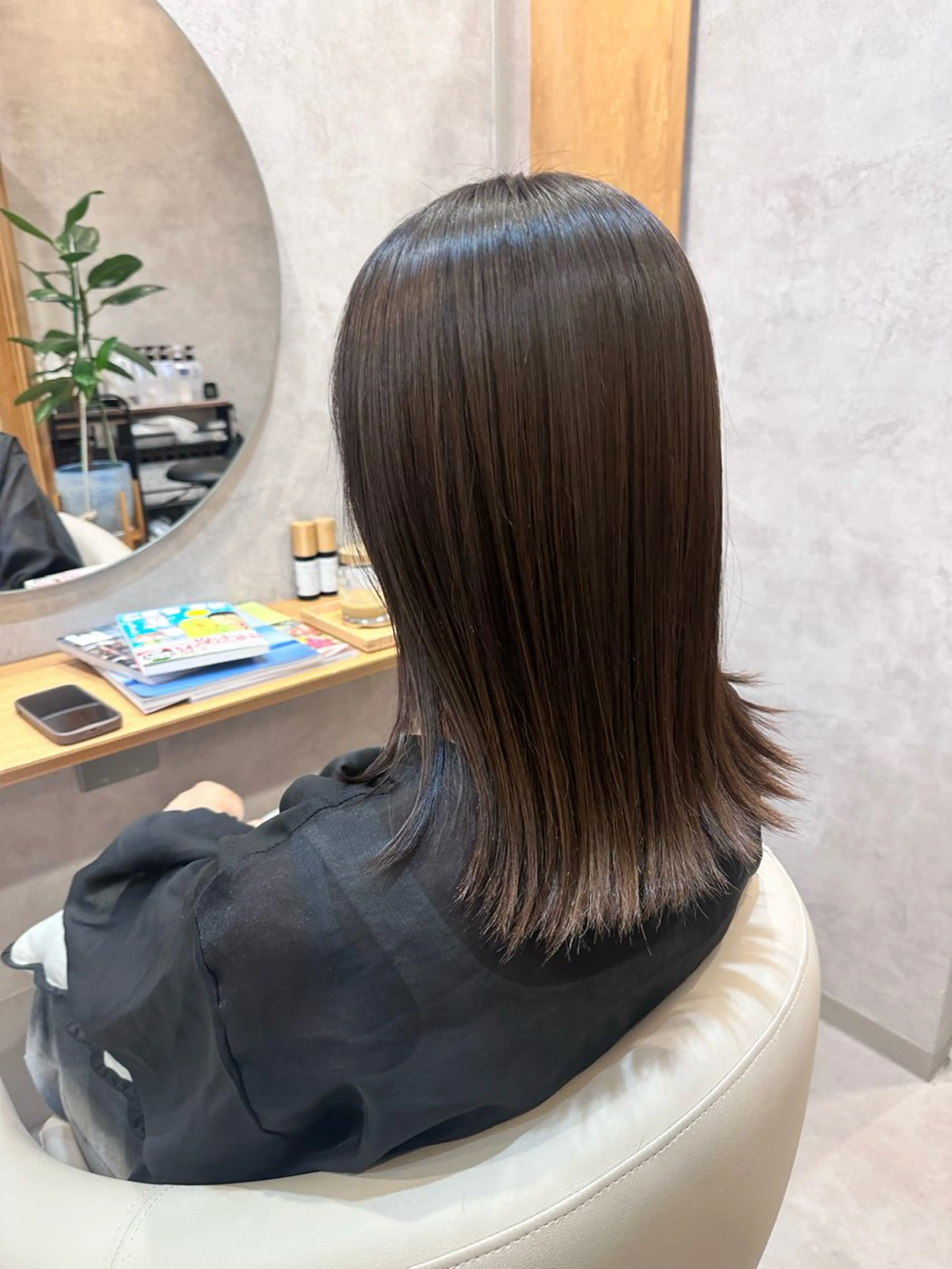 ミディアム カラー 高橋友里亜 /フリーランスのヘアスタイル