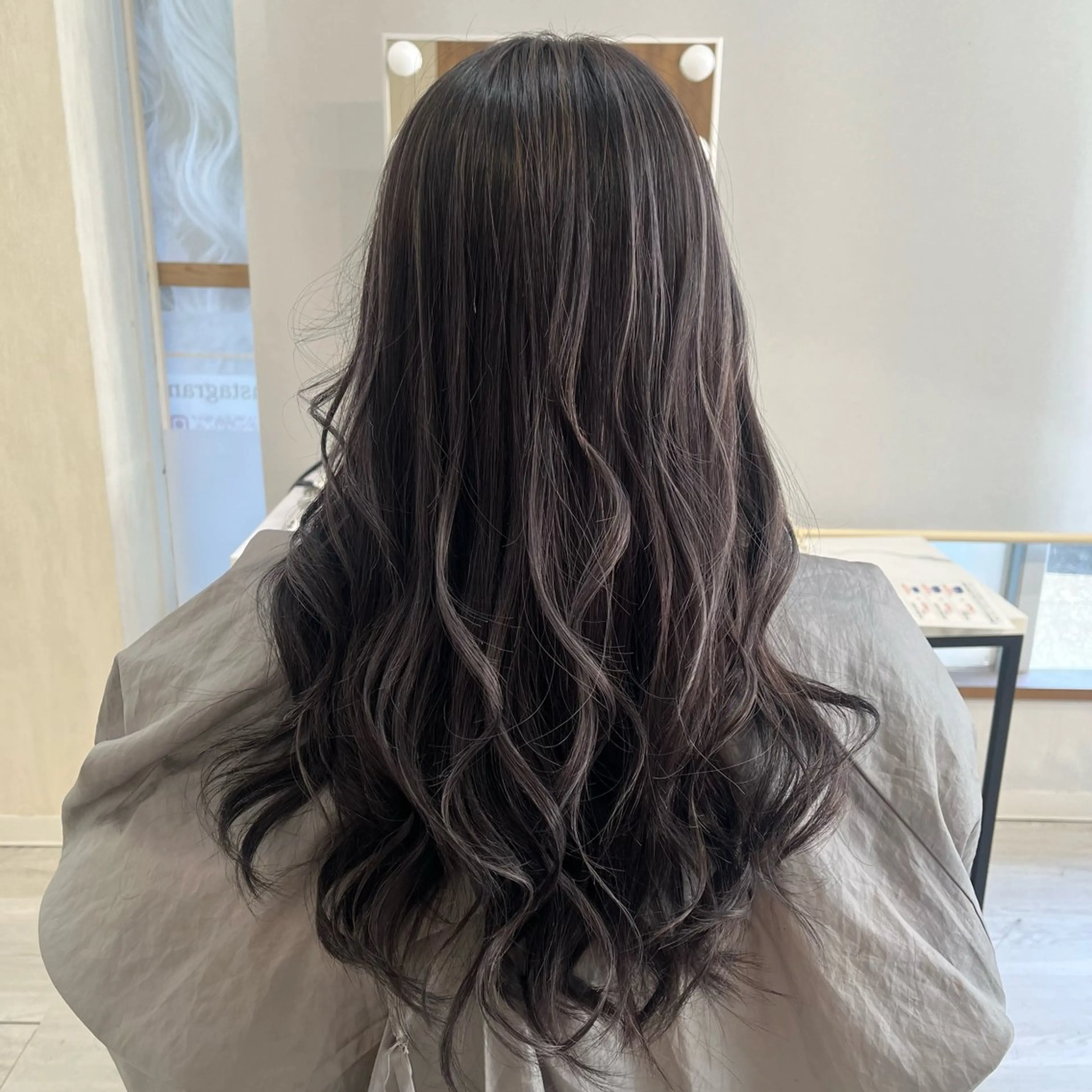 カラー MOMOKA /　Lapis今泉店のヘアスタイル