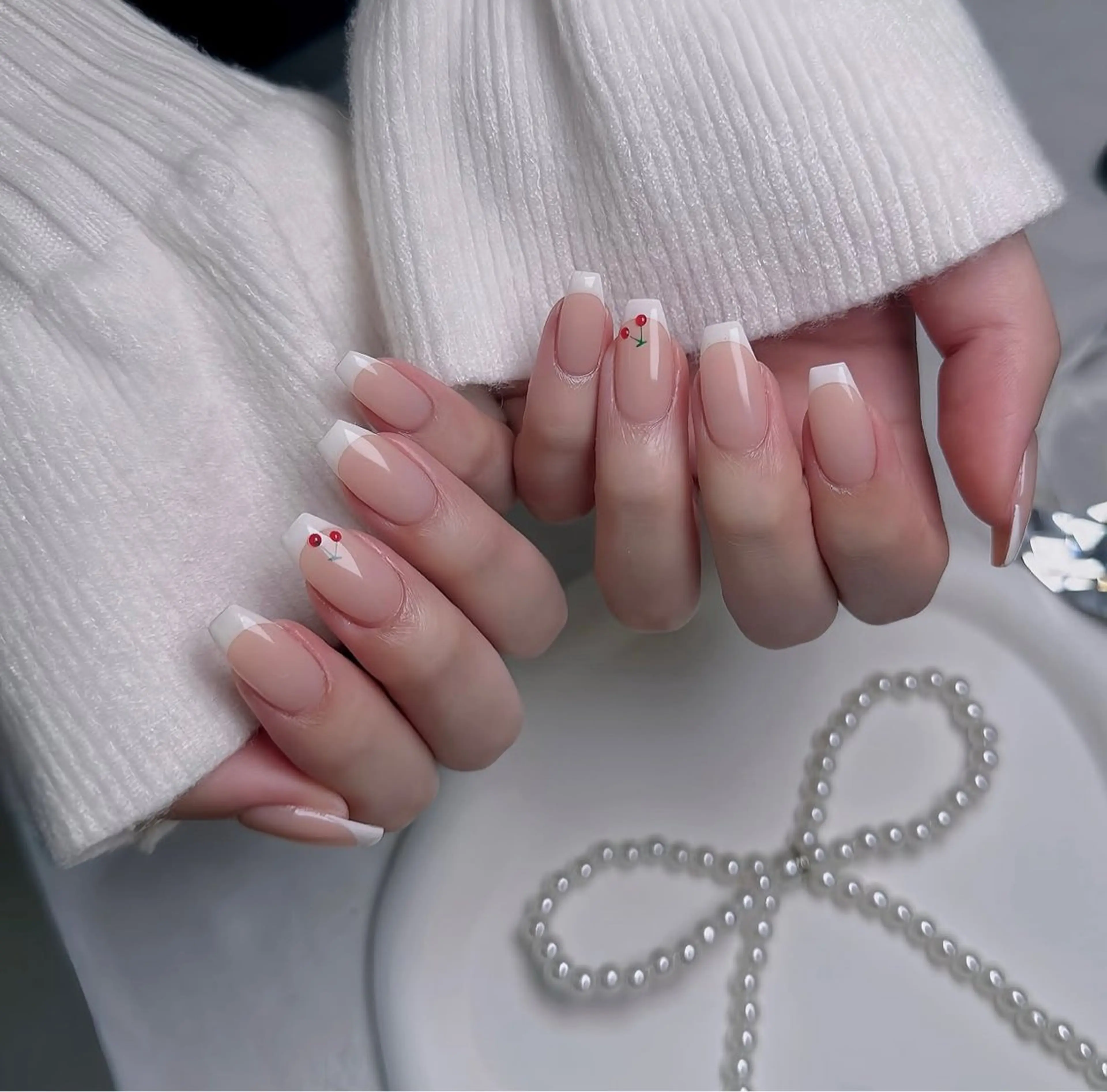 ミディアム 韓国風ヘア ハンドネイル Aila Nail所属・Aila Nail HanChanのネイルデザイン