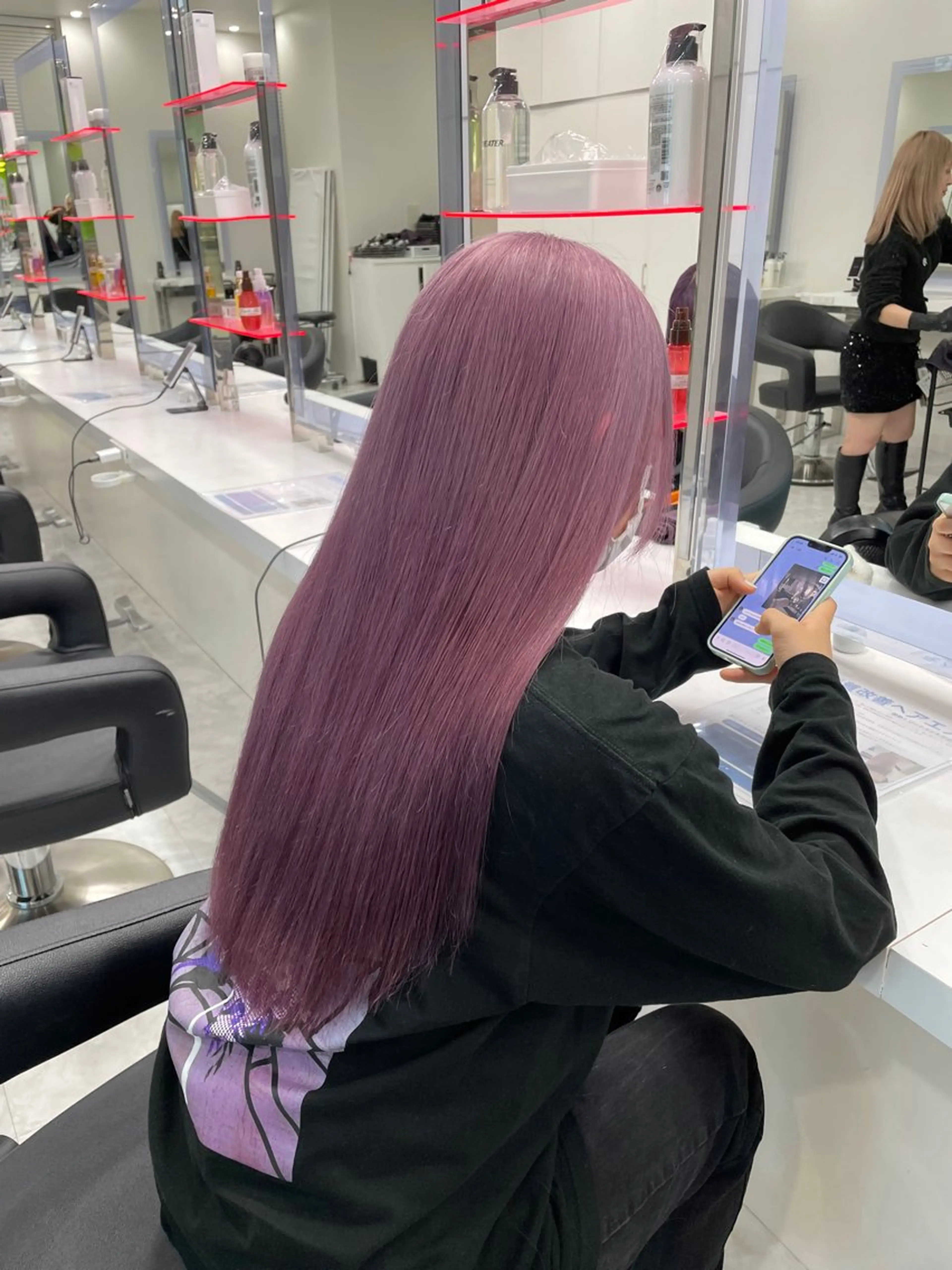 ロング カラー ラベンダーカラー ピンクカラー 💜RIO/韓国風 ラベンダーカラー💜のヘアスタイル