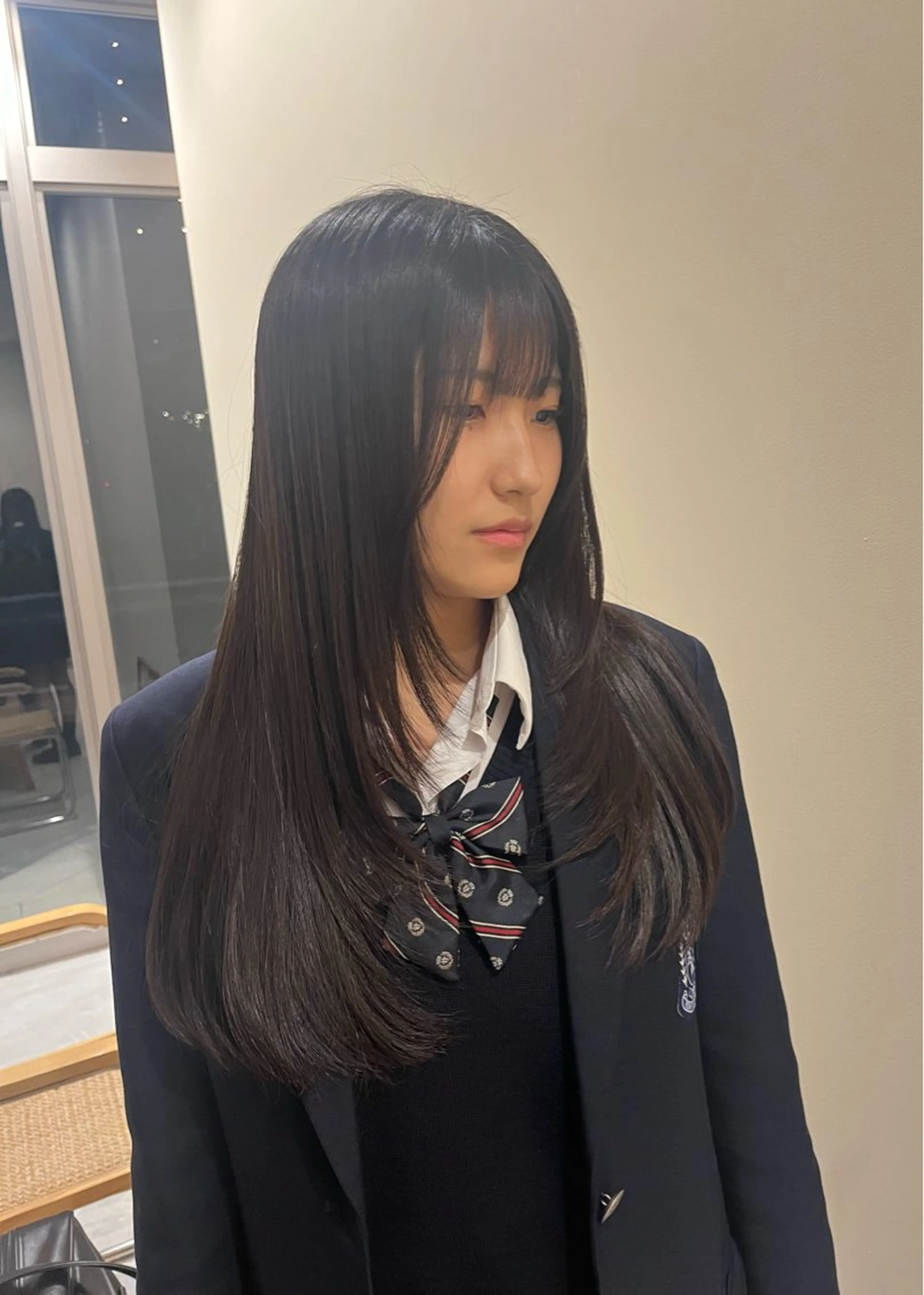 ロング カット 山口 愛結のヘアスタイル