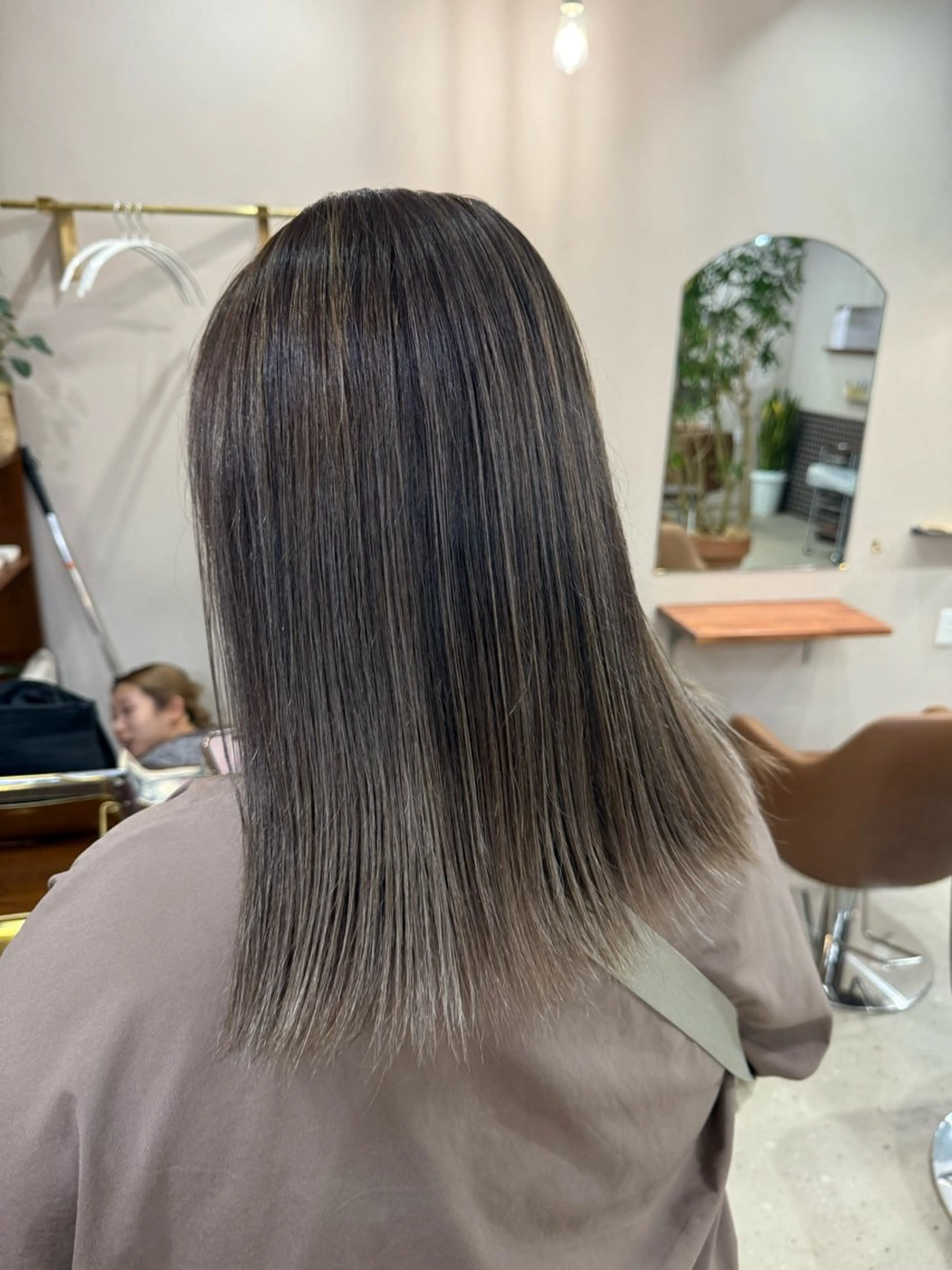 カラー ヘアカラー 🫧もも /艶カラー/髪質改善のヘアスタイル