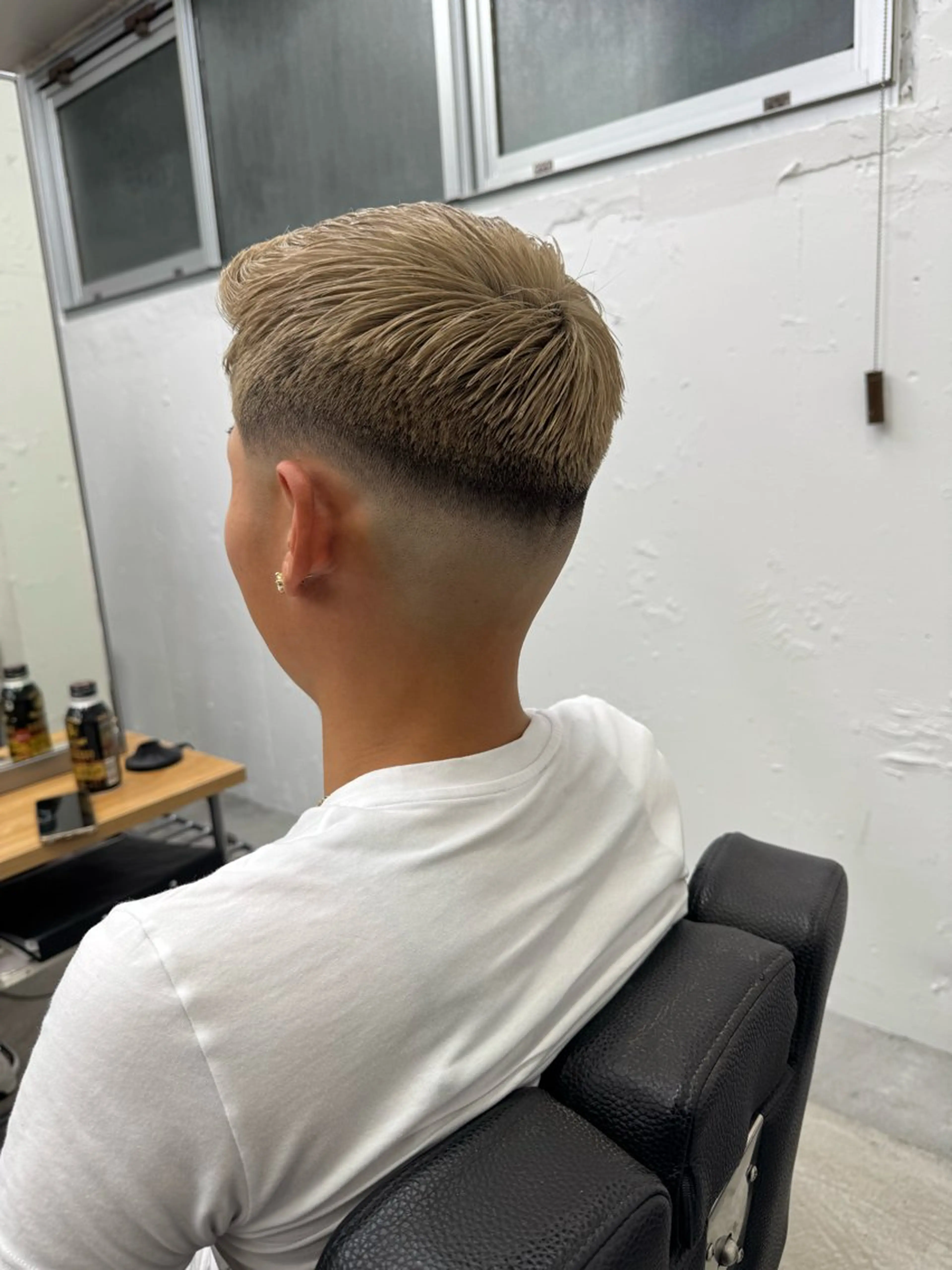 ショート メンズ メンズブリーチ フェードカット メンズハイトーン スキンフェード カット トリートメント 💈メンズ特化💈 TASUKUのヘアスタイル