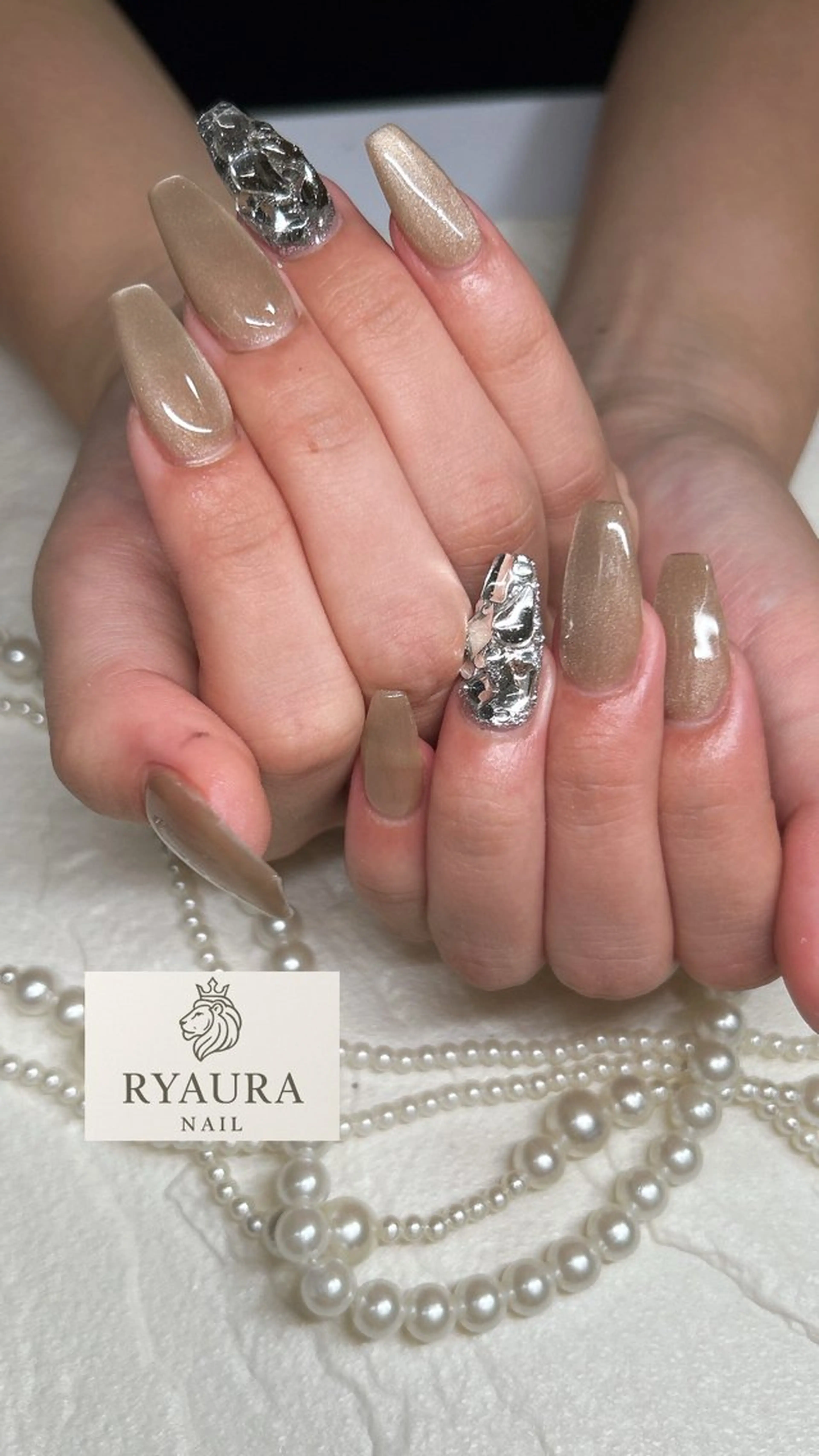 ネイル マグネットネイル RYAURA NAILのネイルデザイン