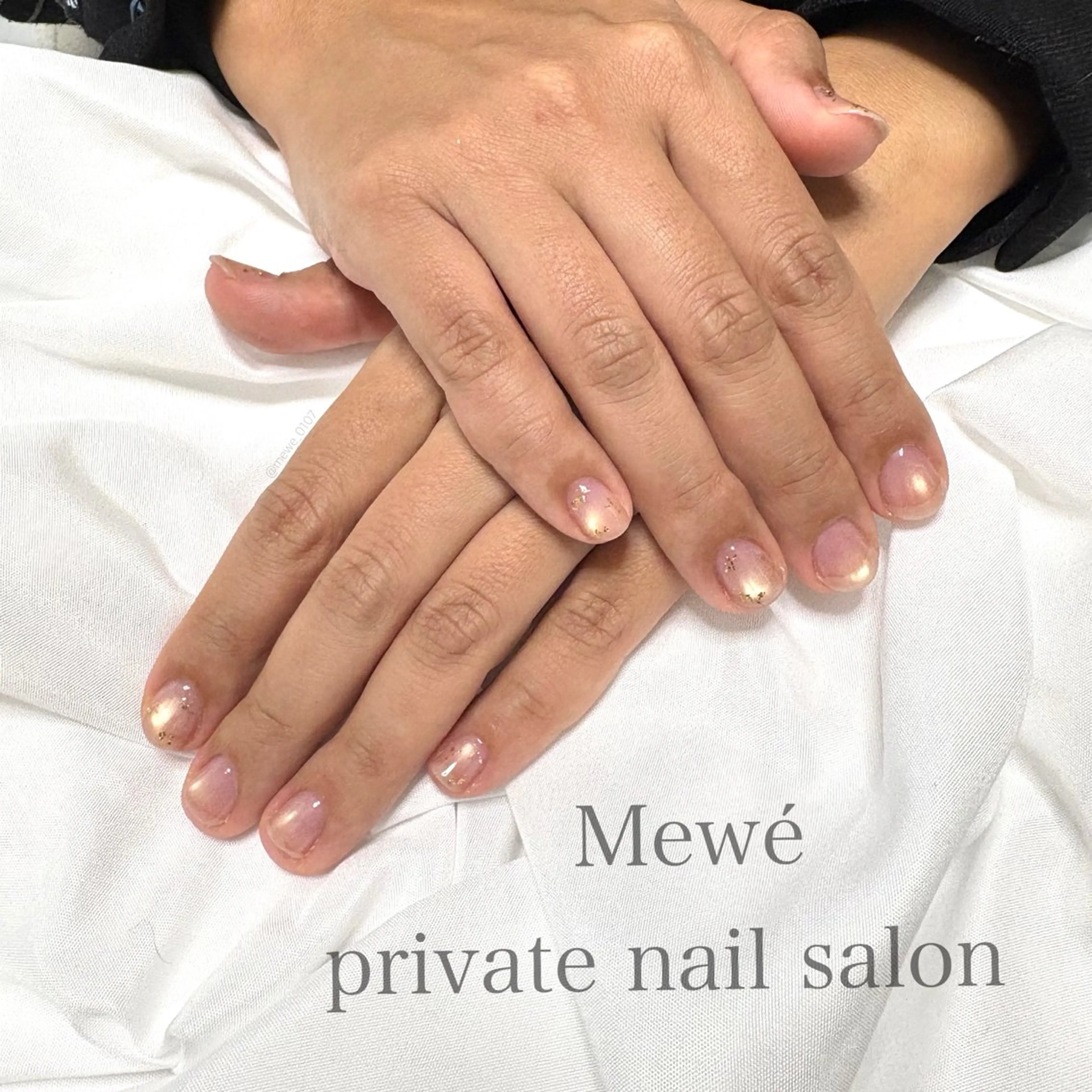 ネイル マグネットネイル Mewé ayakaのネイルデザイン