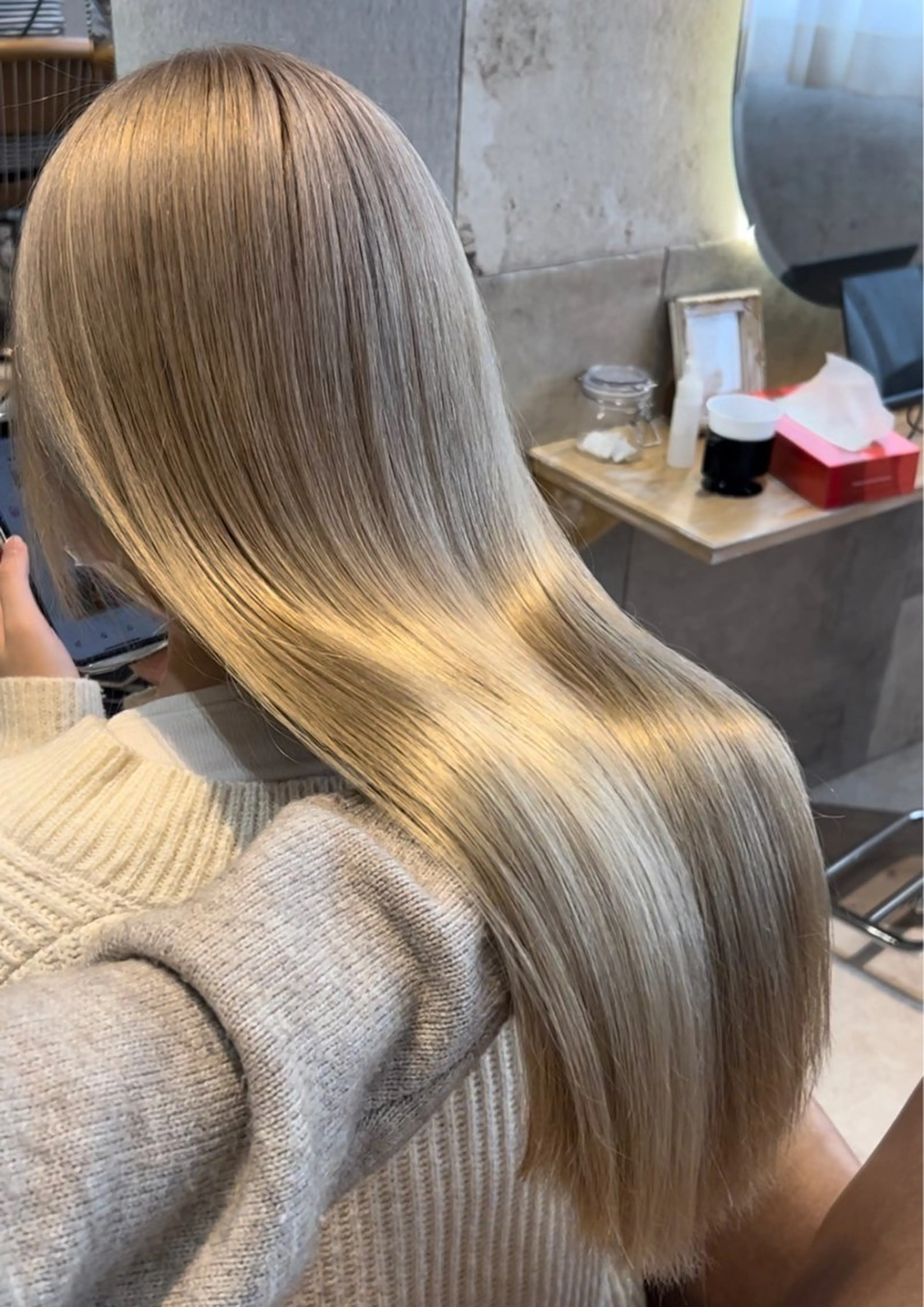 ロング カラー レイヤー/ブリなしW 美玖のヘアスタイル