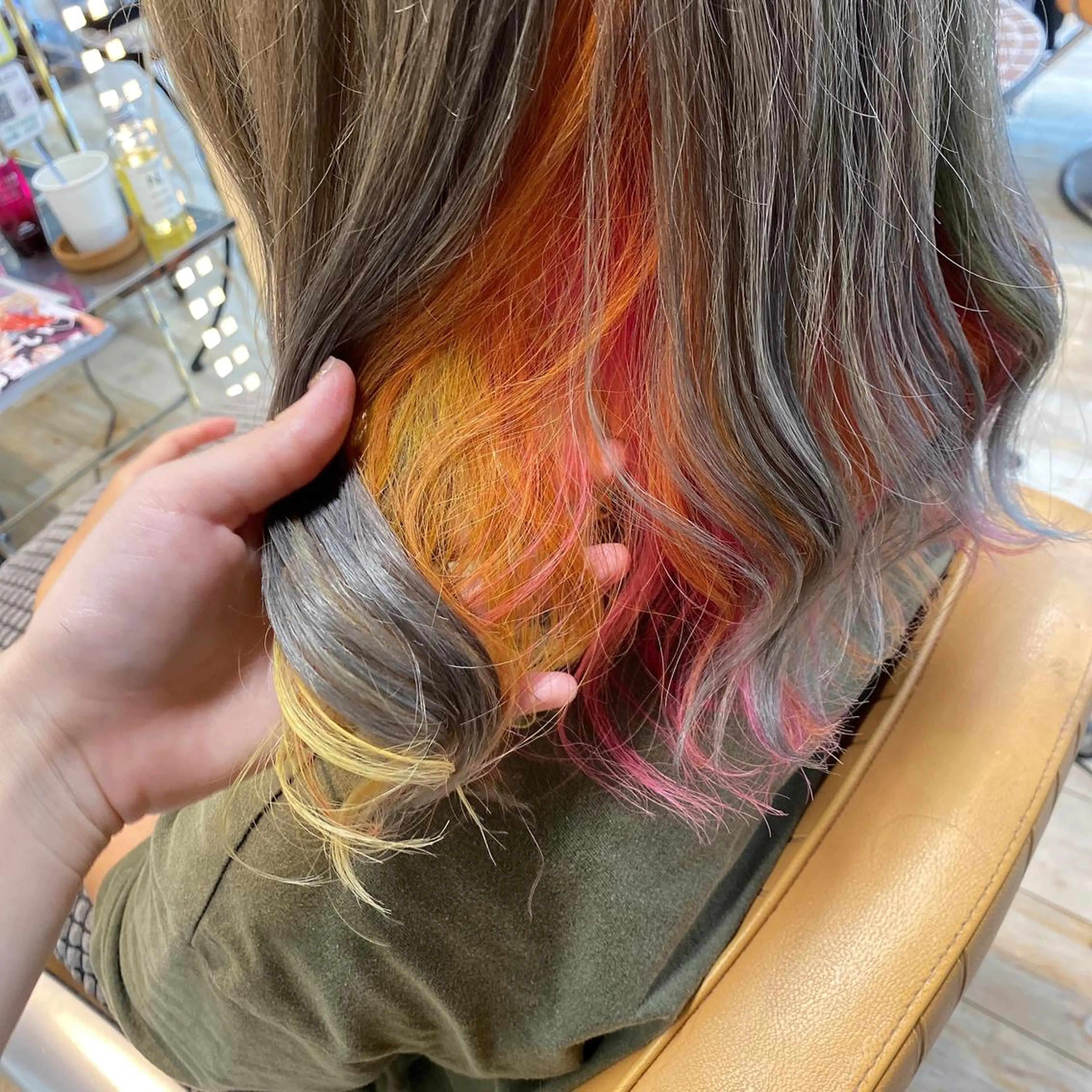 セミロング カラー wakana 【ブリーチカラー】のヘアスタイル