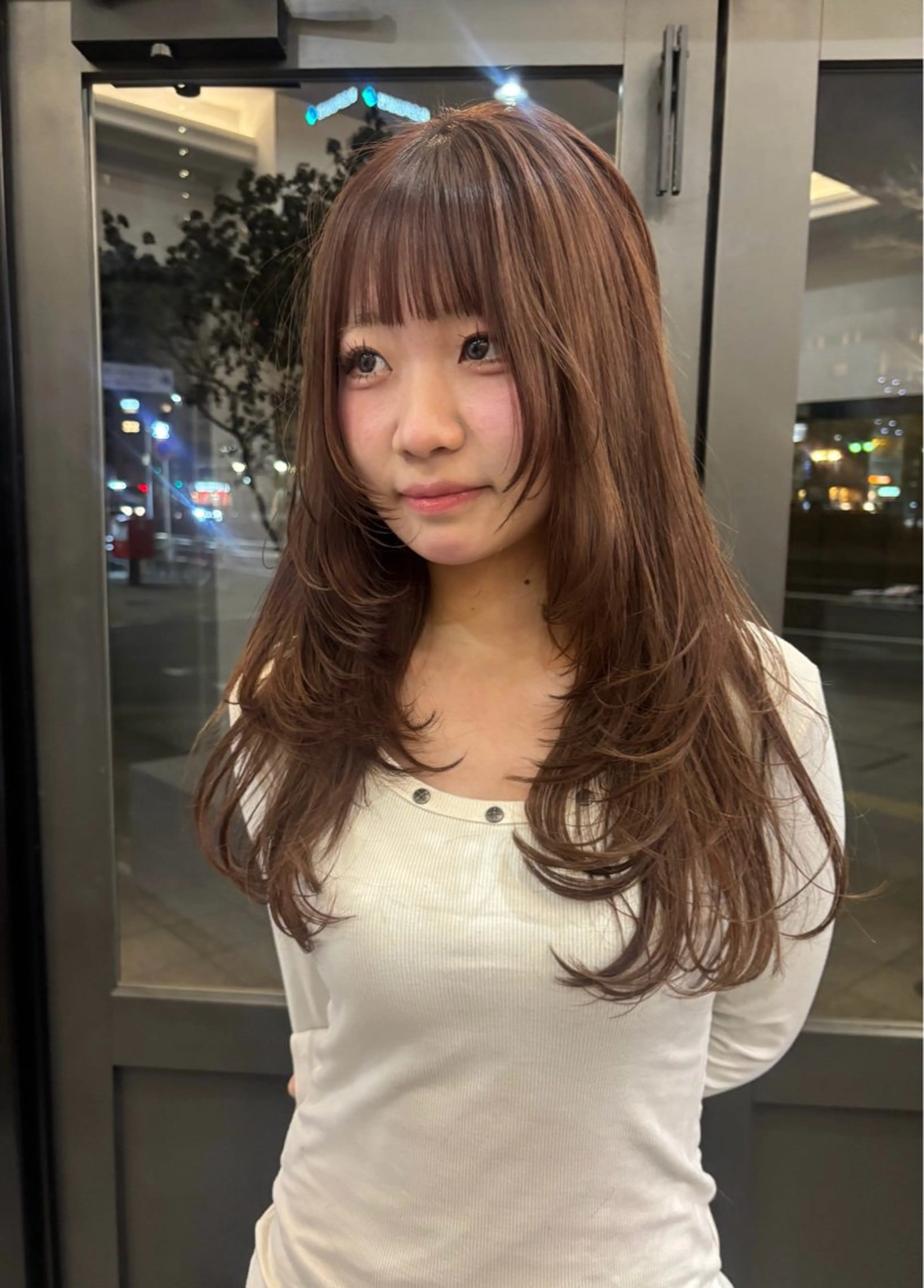 ロング 小出 妃奈乃のヘアスタイル