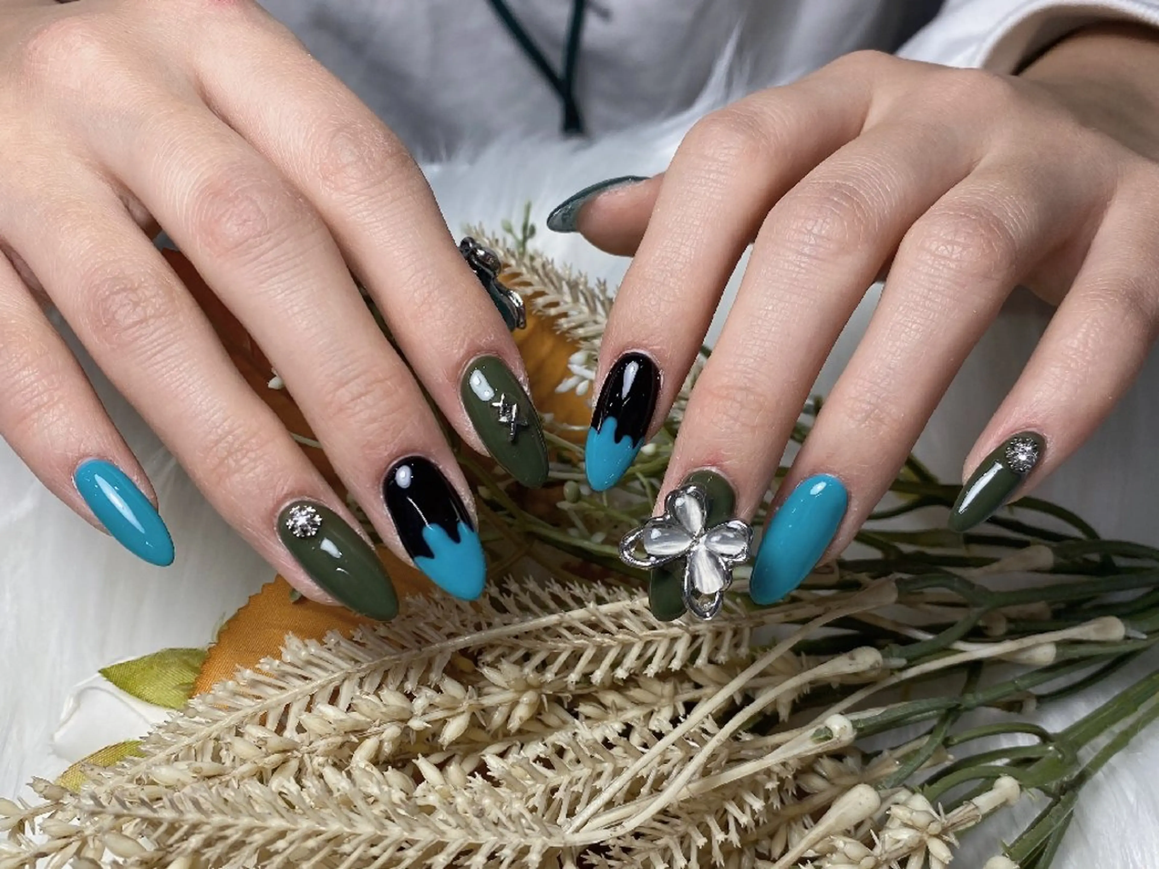 ネイル 長さ出し 持ち込み ハンドネイル UM Nail Salonのネイルデザイン