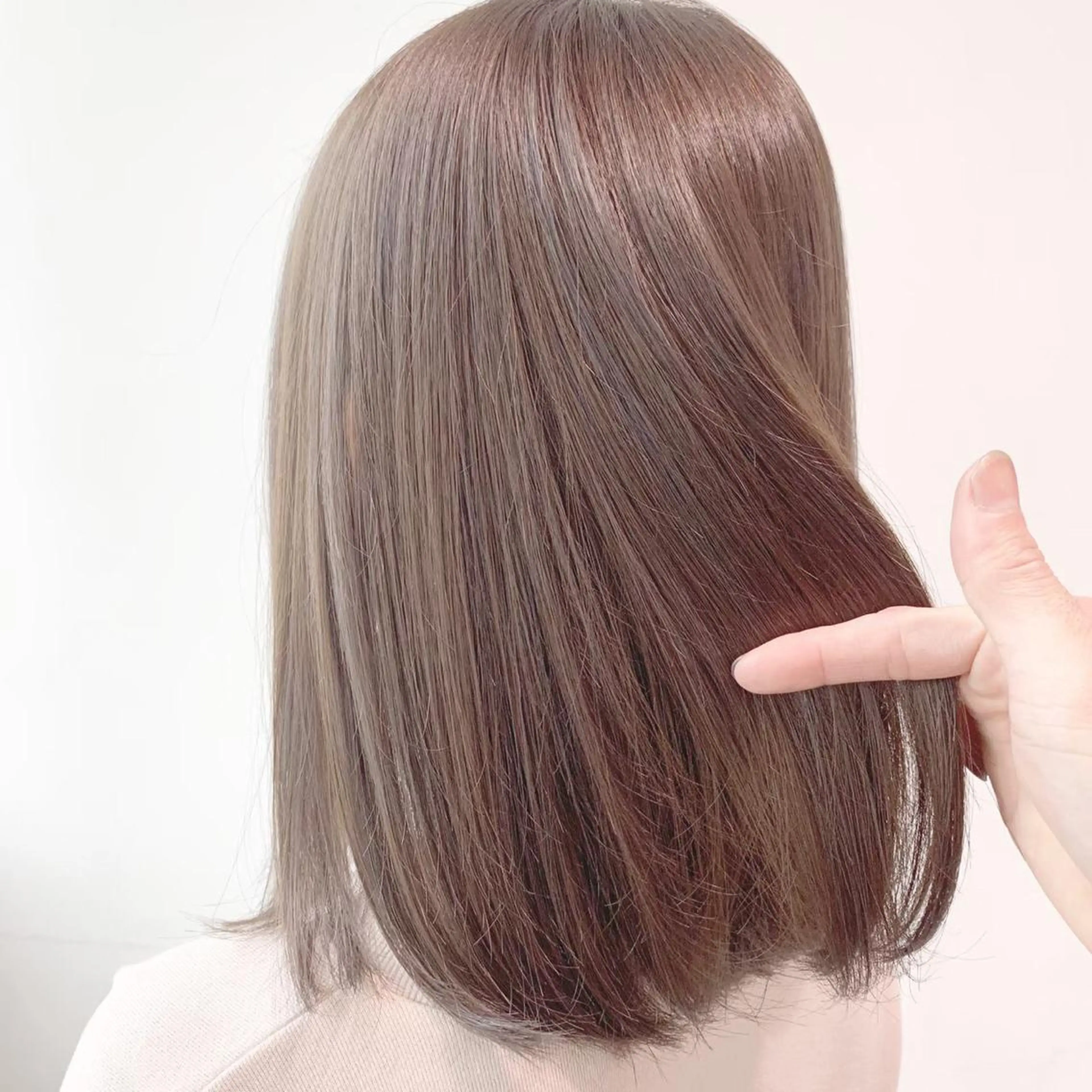 ミディアム カラー 🩰透明感カラー♡ UTA🩰のヘアスタイル