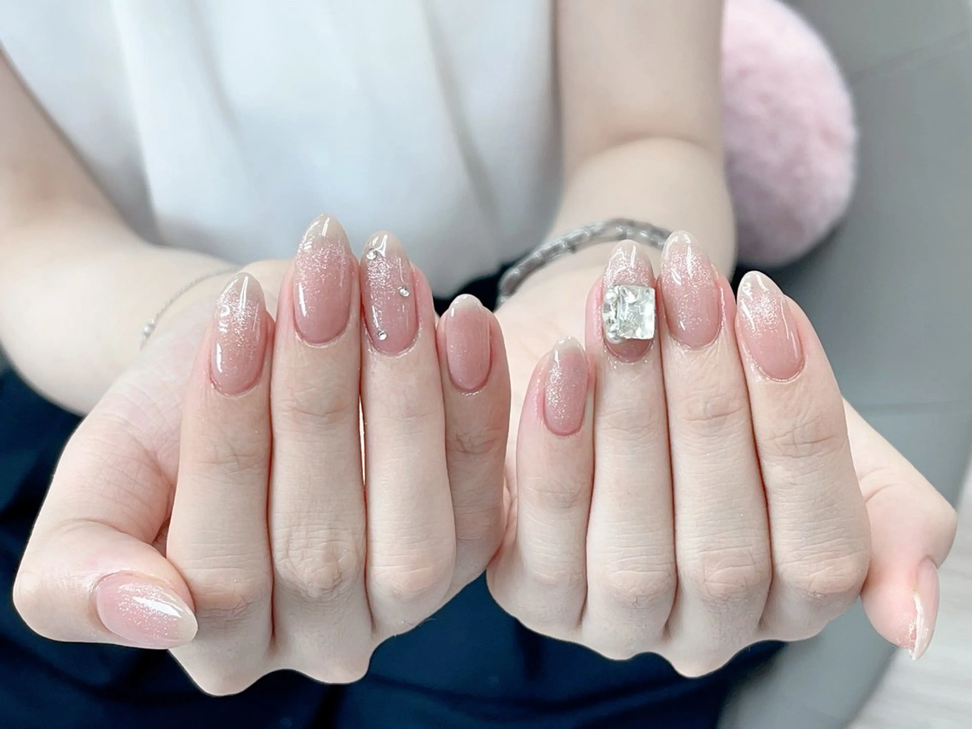 メンズ ネイル アートネイル フレンチネイル ジェルネイル キラキラネイル パラジェル ハンドネイル Bloom スカルプ専門店のネイルデザイン