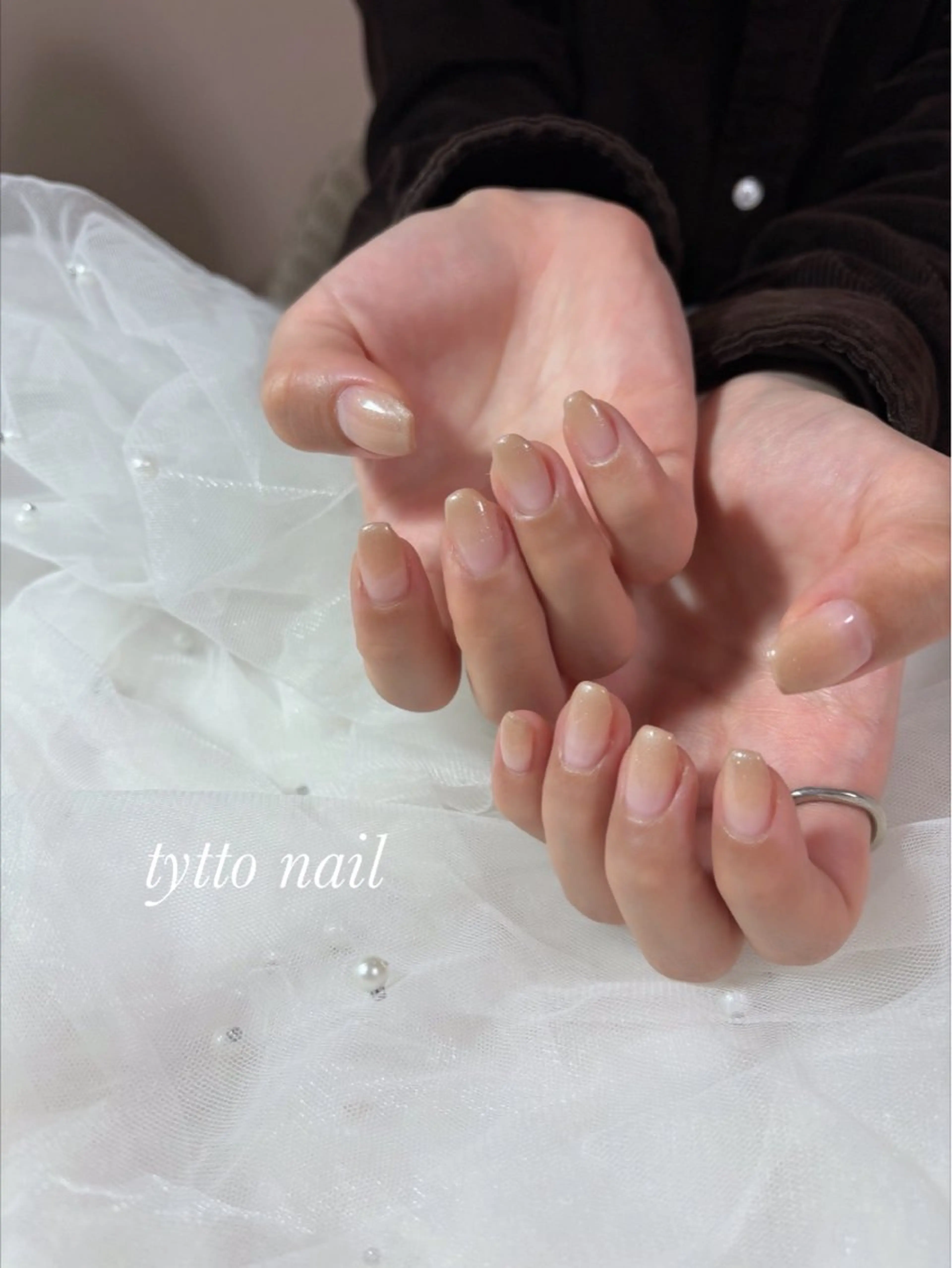 ネイル グラデーション キラキラネイル オフィスネイル ワンカラーネイル 冬ネイル ハンドネイル tytto nail ❤︎‪‪eri‪‪のネイルデザイン