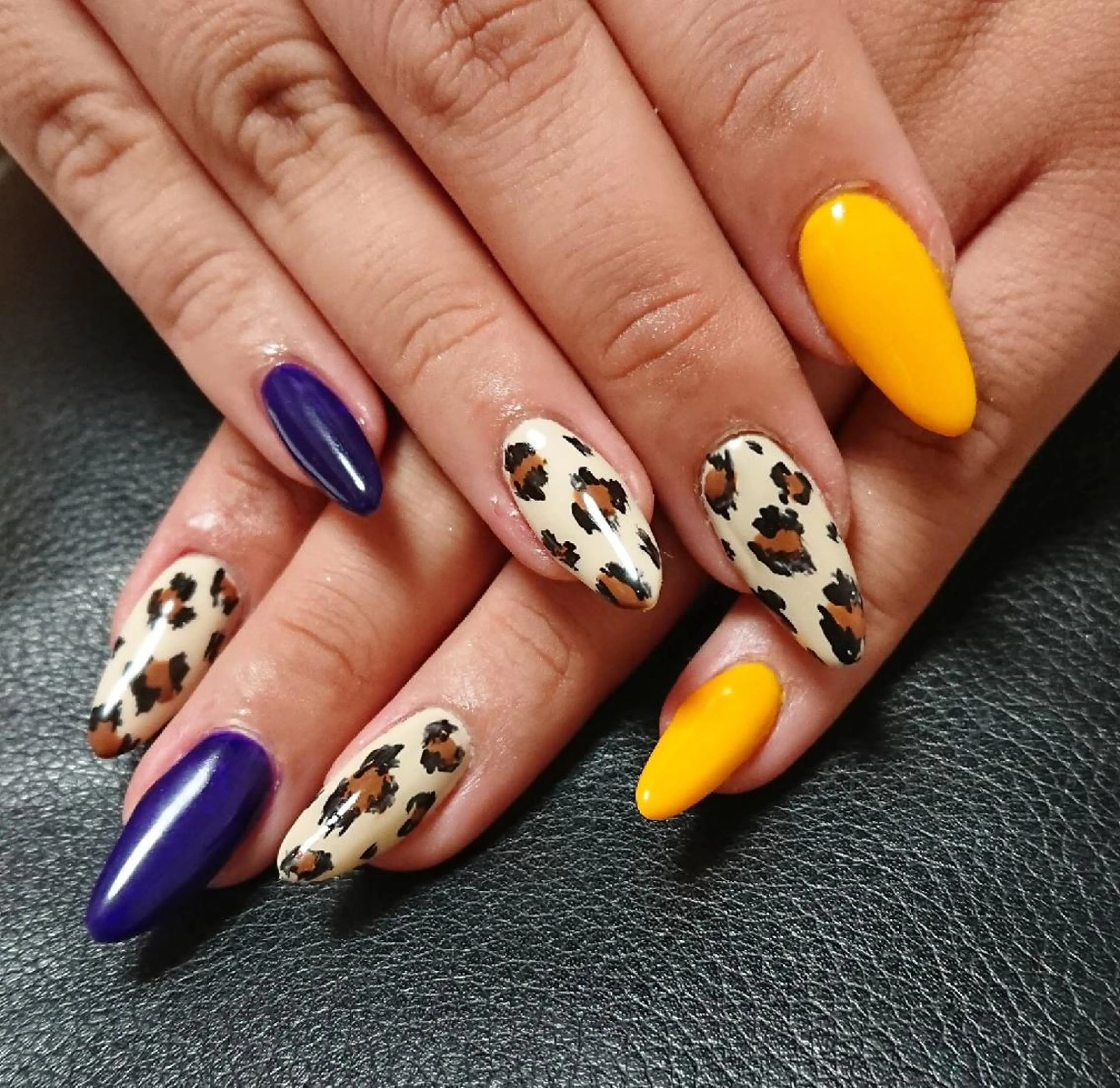 ネイル アニマル柄 Lilith Nailのネイルデザイン