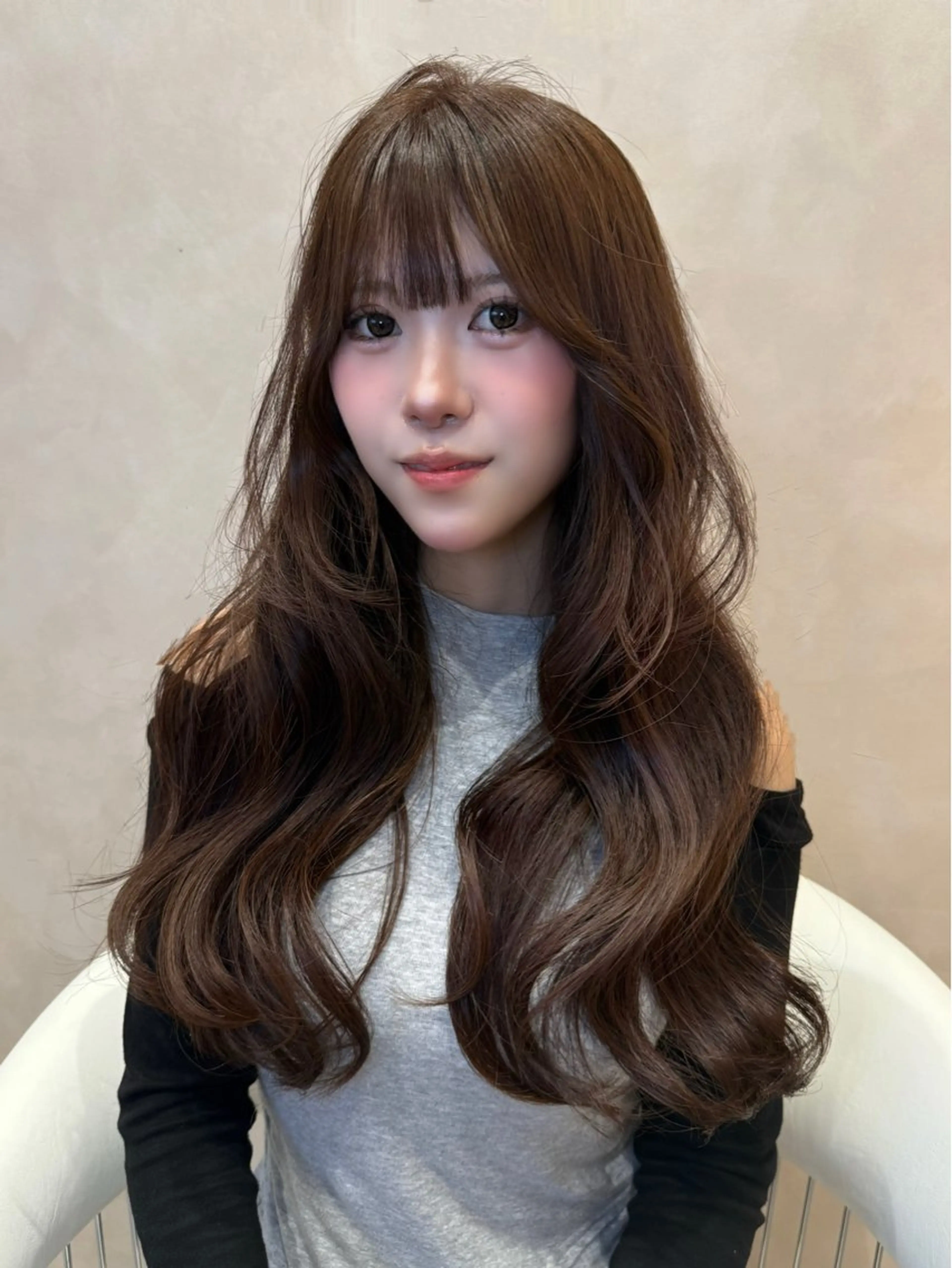 ロング ヨシンモリ 韓国風ヘア レイヤーカット 小顔カット カット ヘアカラー トリートメント 韓国ヘア/レイヤー/ 前髪/髪質改善/石川のヘアスタイル