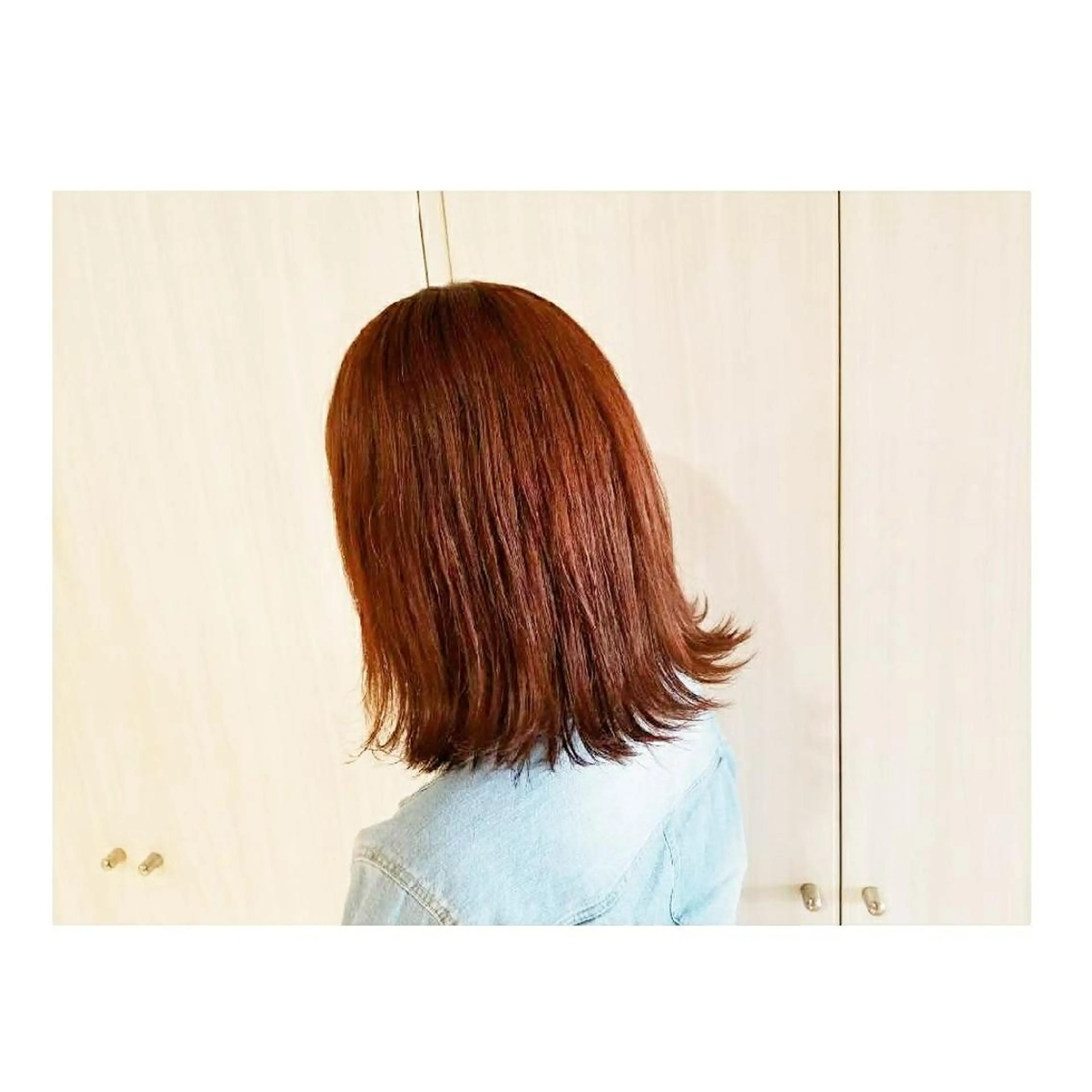 ミディアム レッドブラウン Luana 矢場町のヘアスタイル