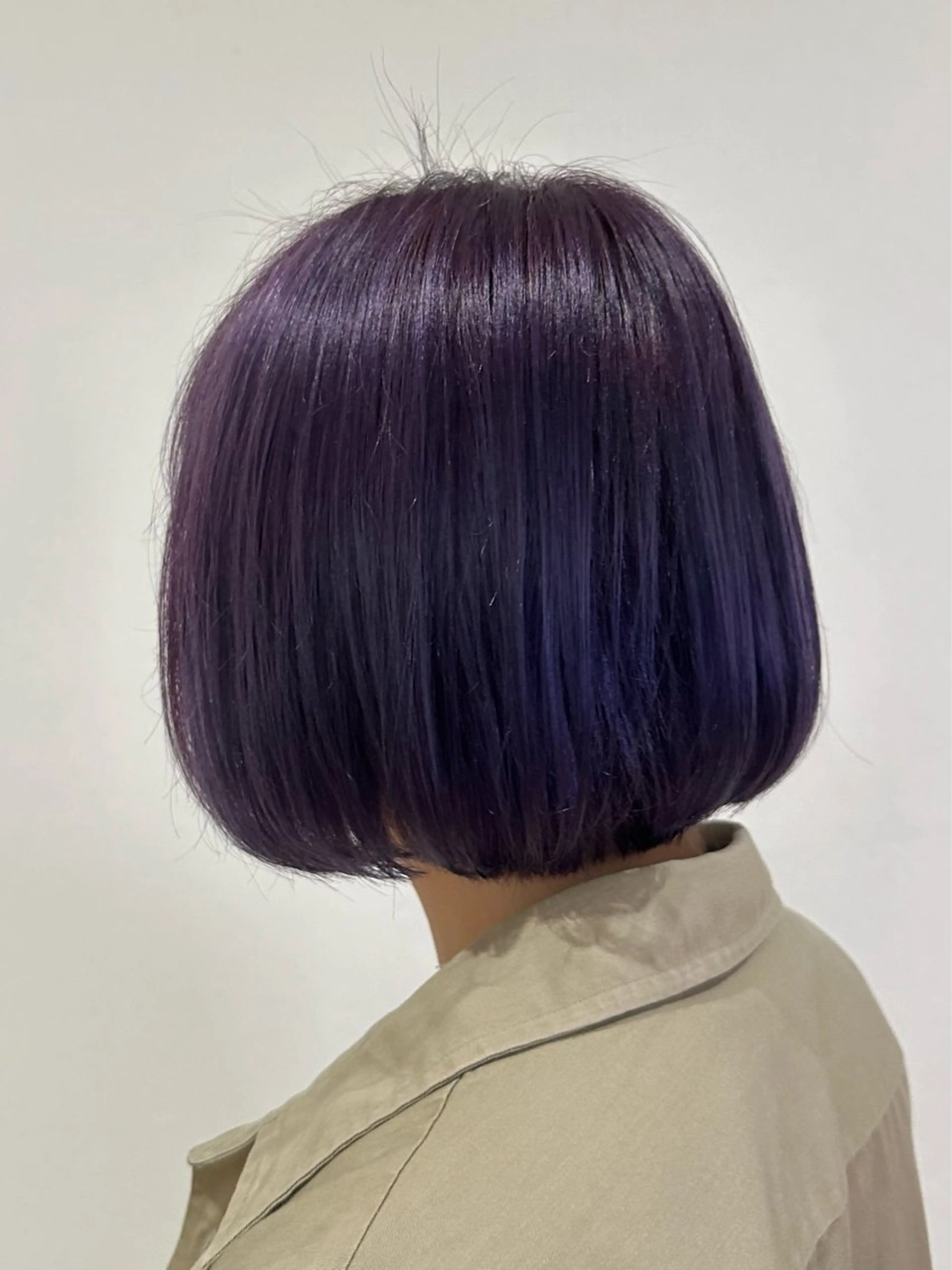 ショート カラー ラベンダーカラー ボブ 相澤 茉澄のマツエク・マツパデザイン