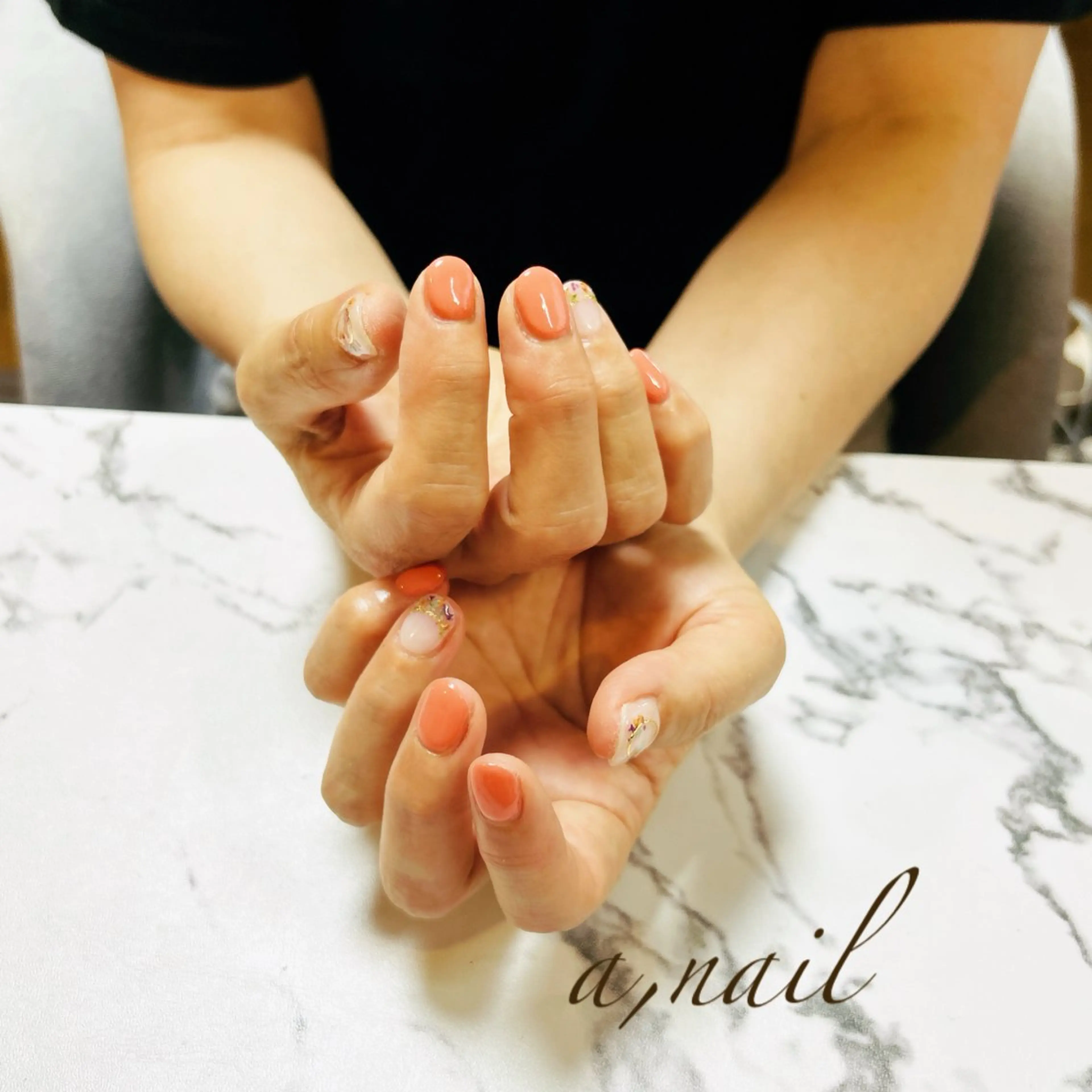 ネイル フラワーネイル フレンチネイル キラキラネイル オフィスネイル パステルネイル ハンドネイル ネイルサロン エーネイルのネイルデザイン