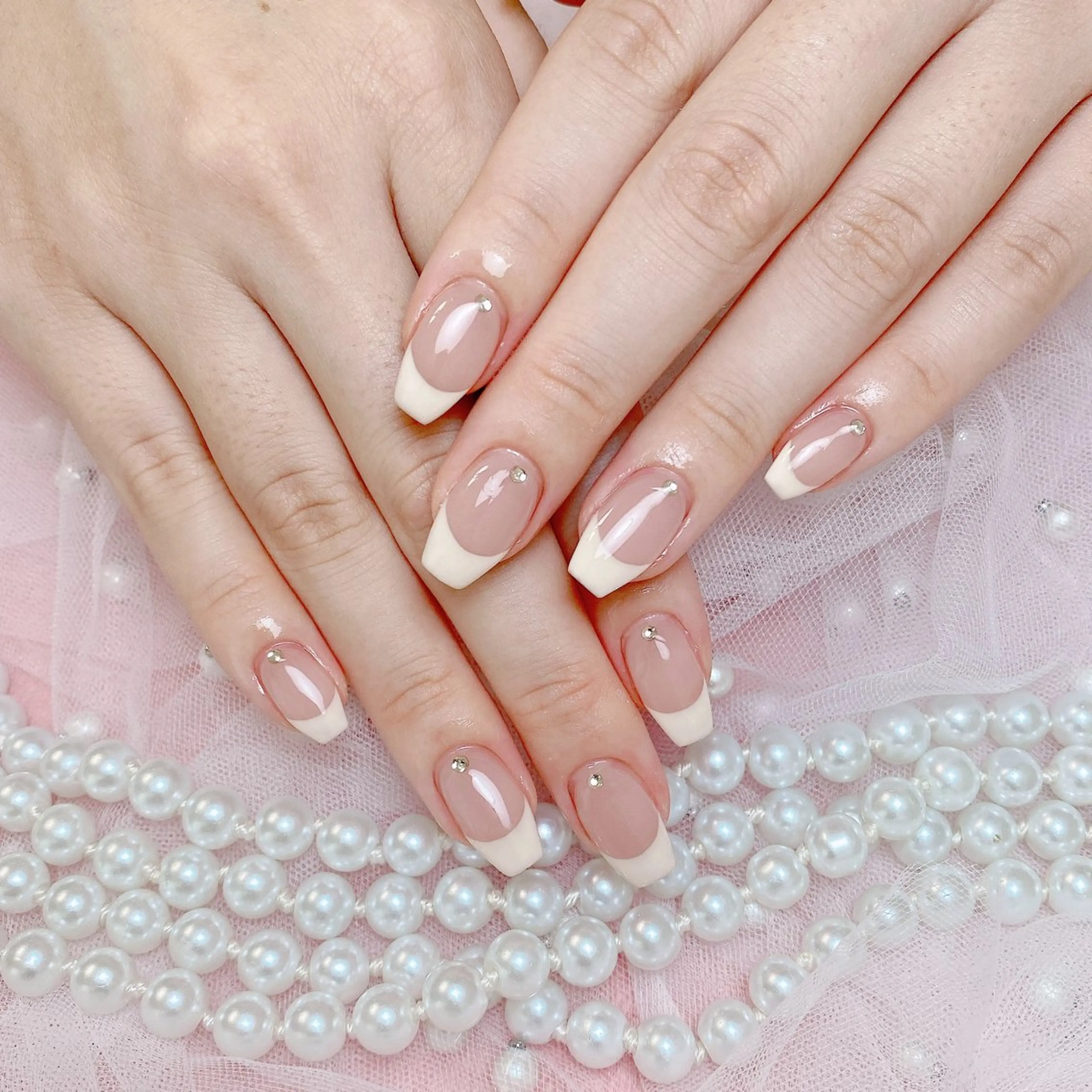 ネイル フレンチネイル ジェルネイル ハート 韓国ネイル マグネットネイル ハンドネイル ネイルサロン lotusのネイルデザイン