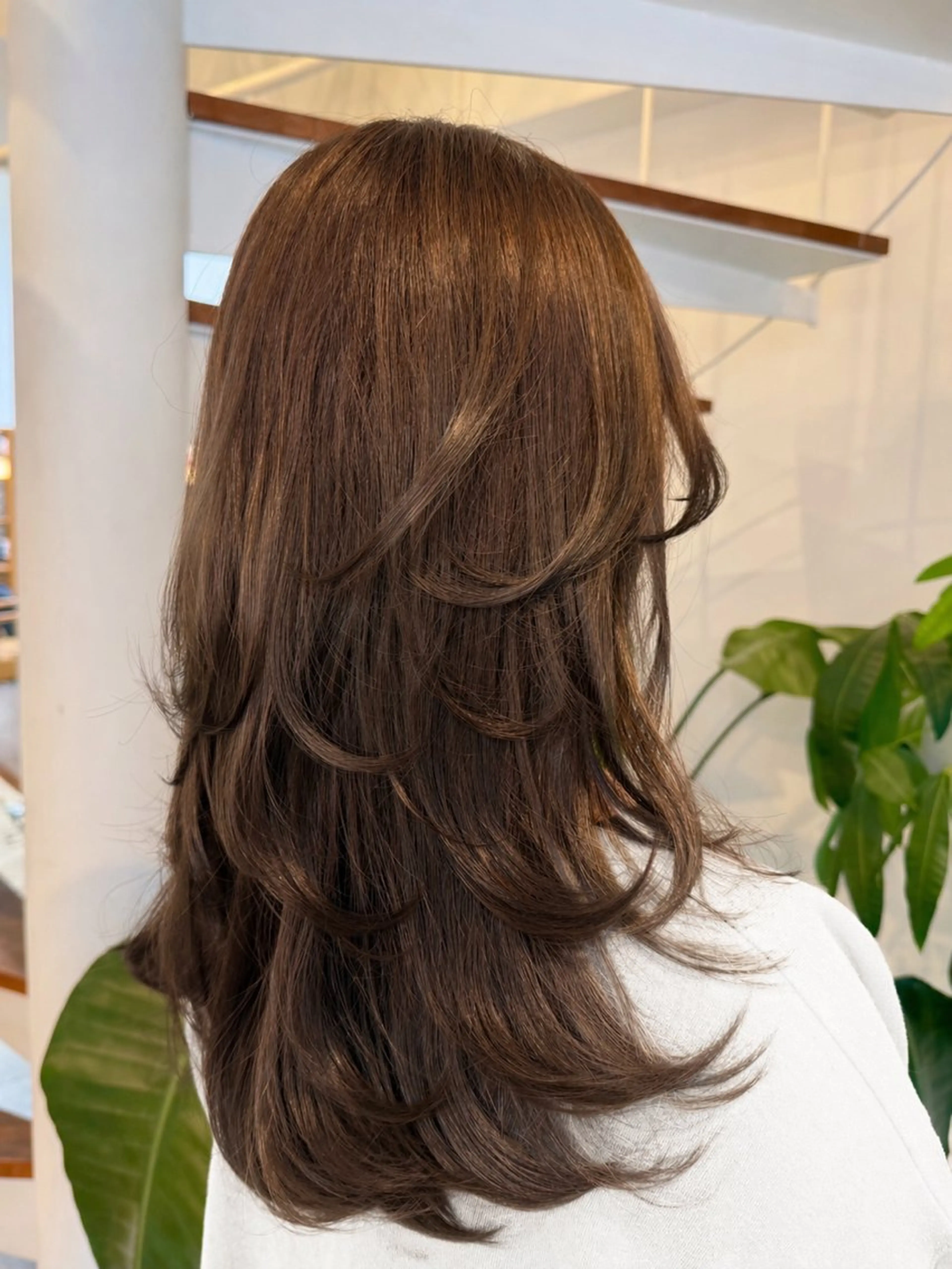 ロング レイヤーカット 堀江/レイヤーカット 𝒀𝑼𝑻𝑶のヘアスタイル