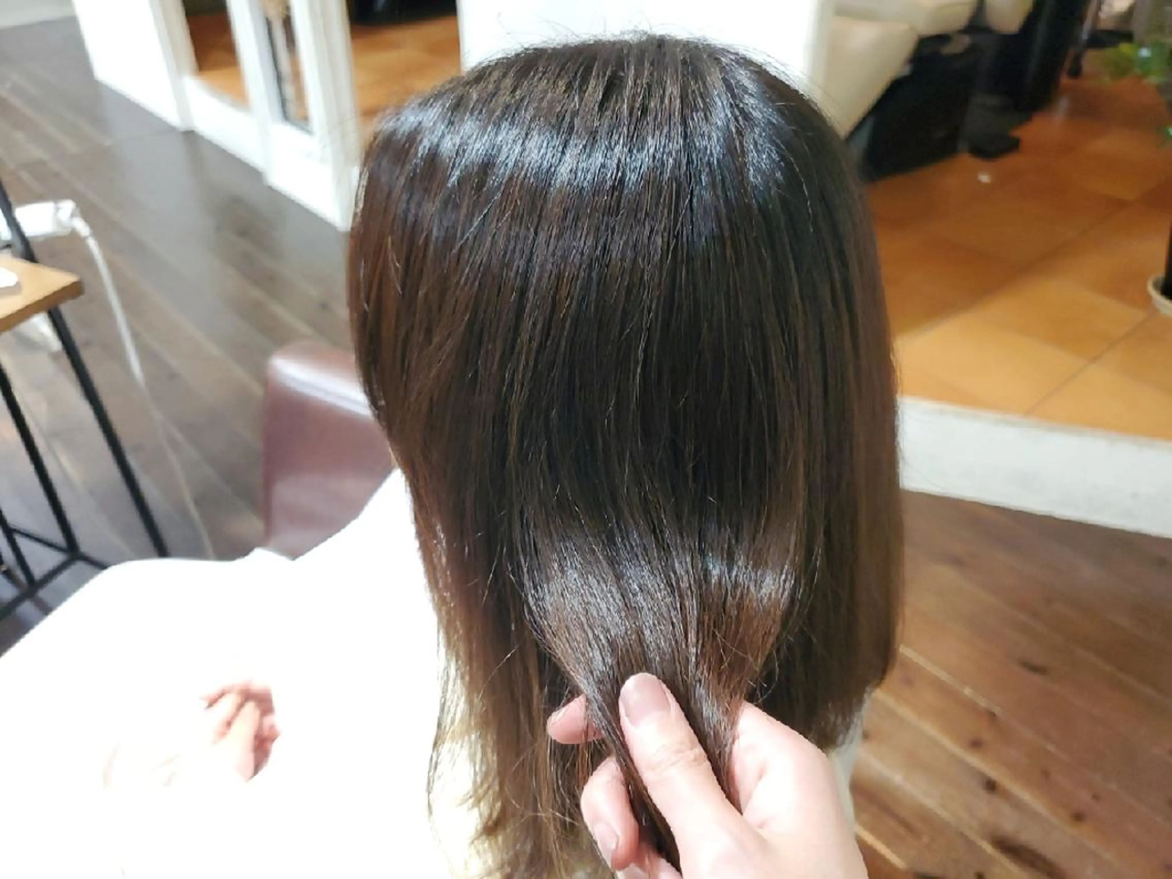 ミディアム 酸性ストレート パ ルのヘアスタイル