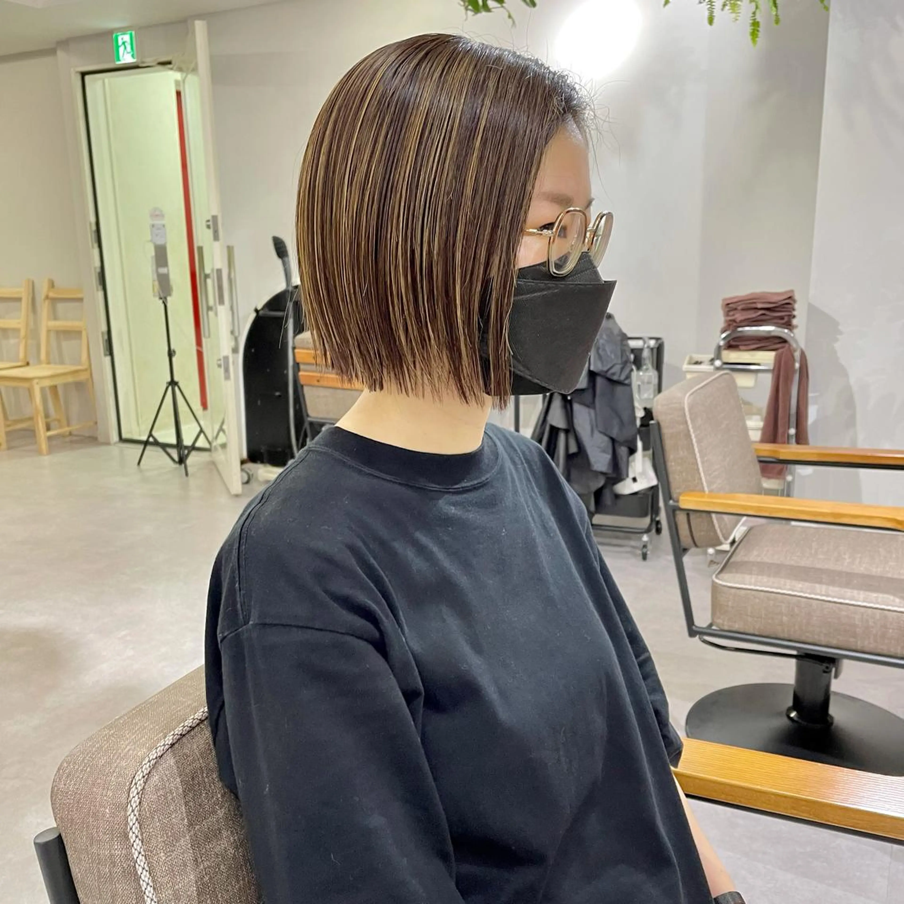 ショート カラー ハイライトカラー ボブ ハイライト メンズカット メンズパーマのヘアスタイル