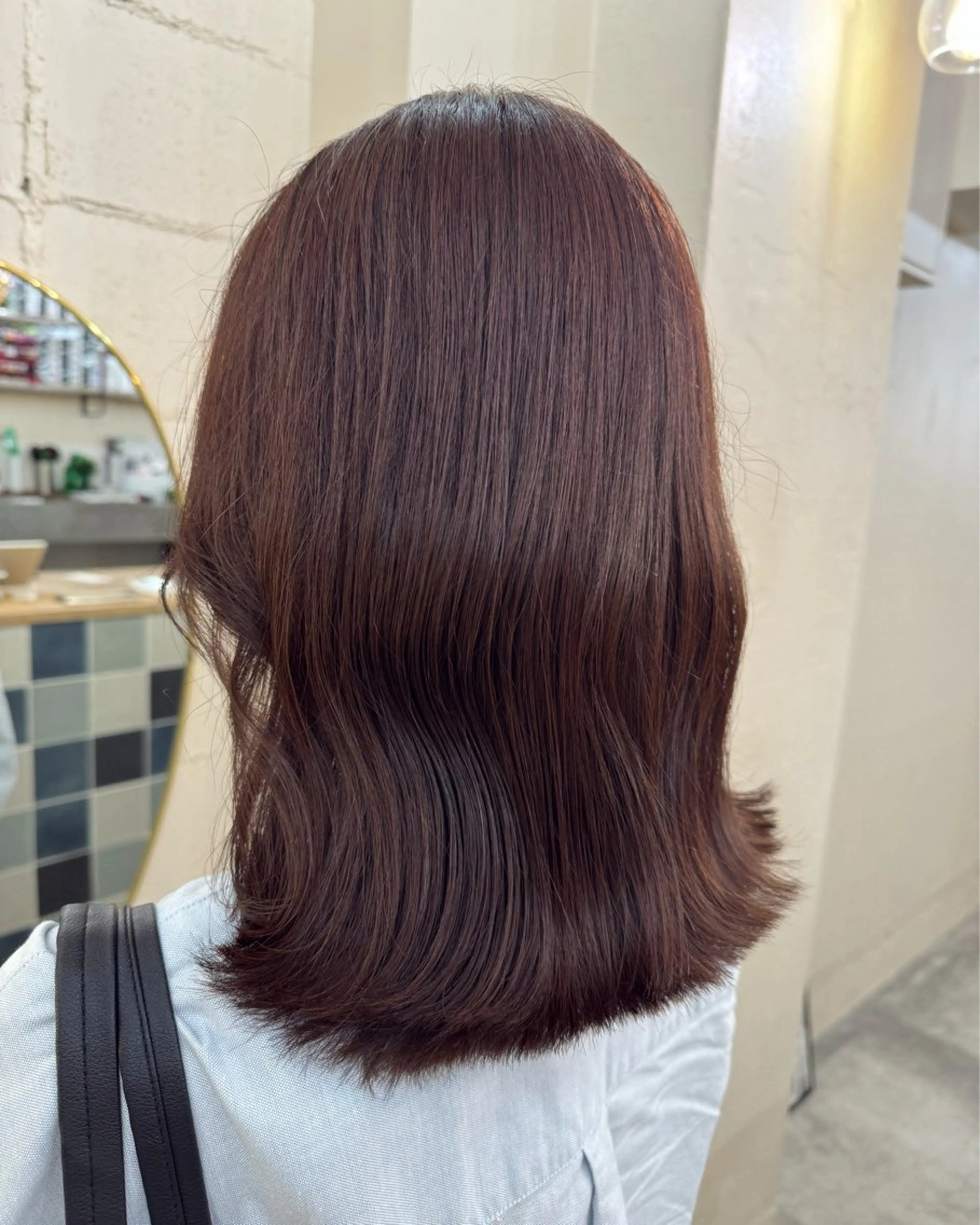 ミディアム カラー LoRE hair 四条河原町　西尾友里のヘアスタイル