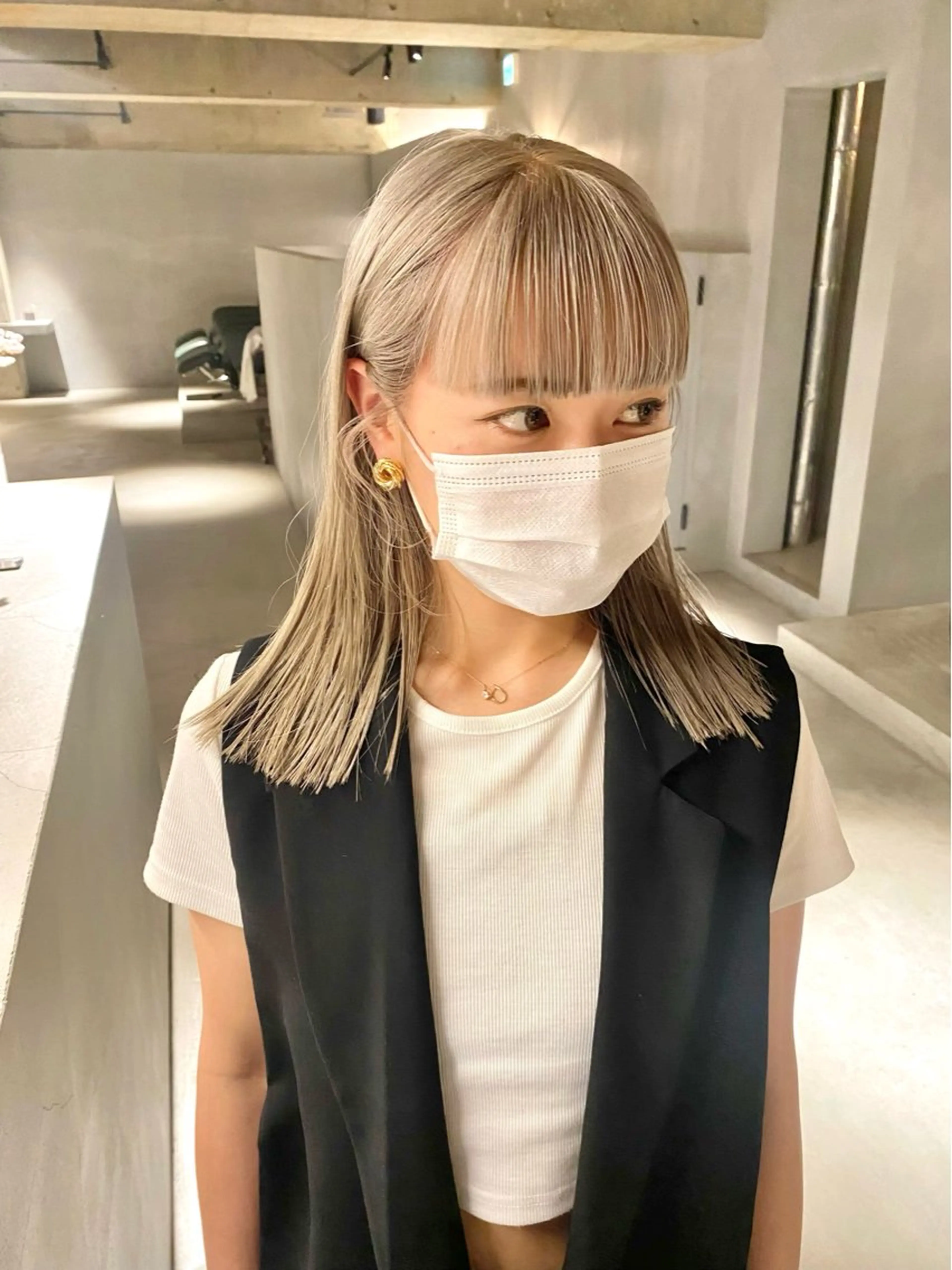 セミロング カラー カット ヘアカラー トリートメント 宮川 日菜子のヘアスタイル