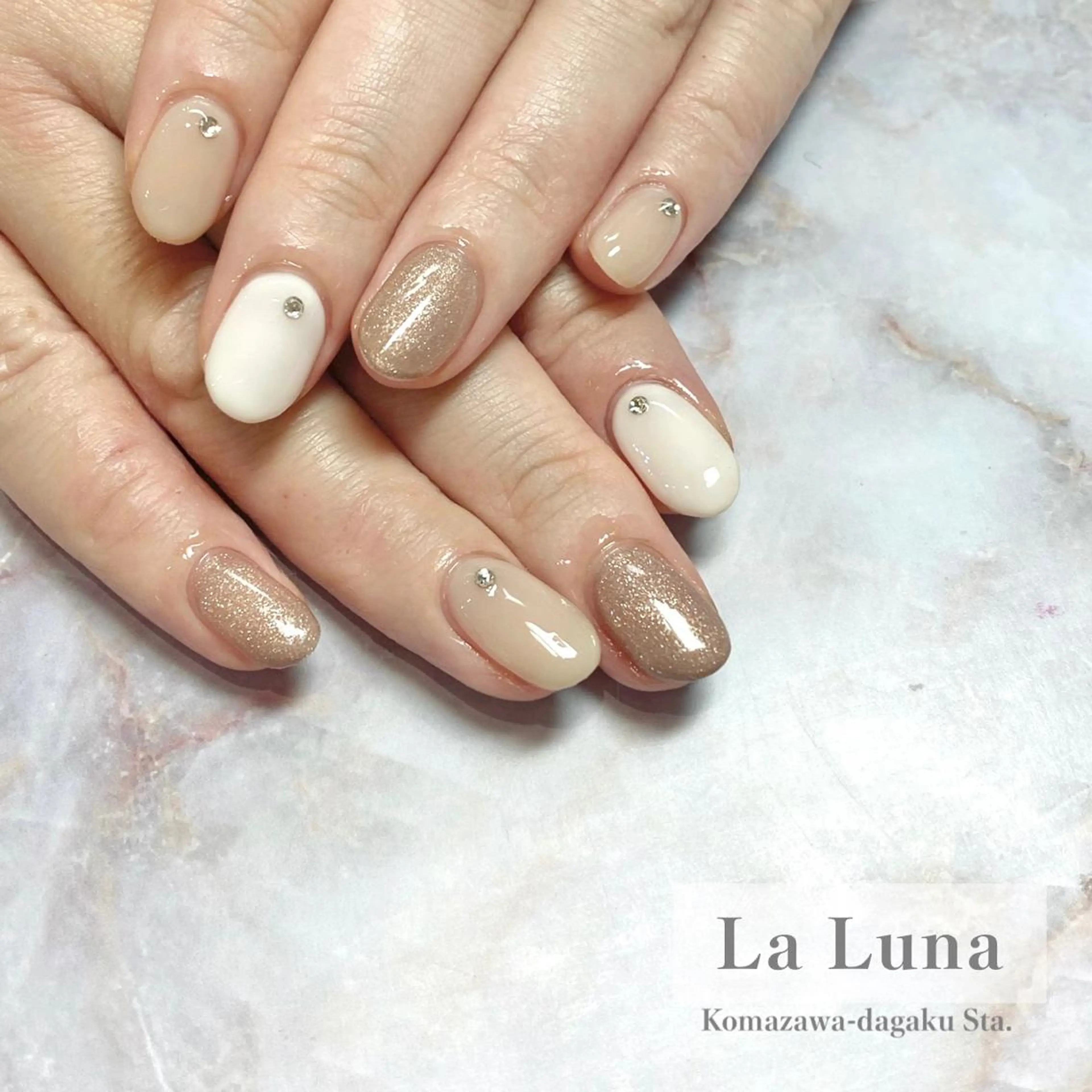 ネイル ワンカラーネイル ＬａＬｕｎａ🌙 Natsukiのネイルデザイン