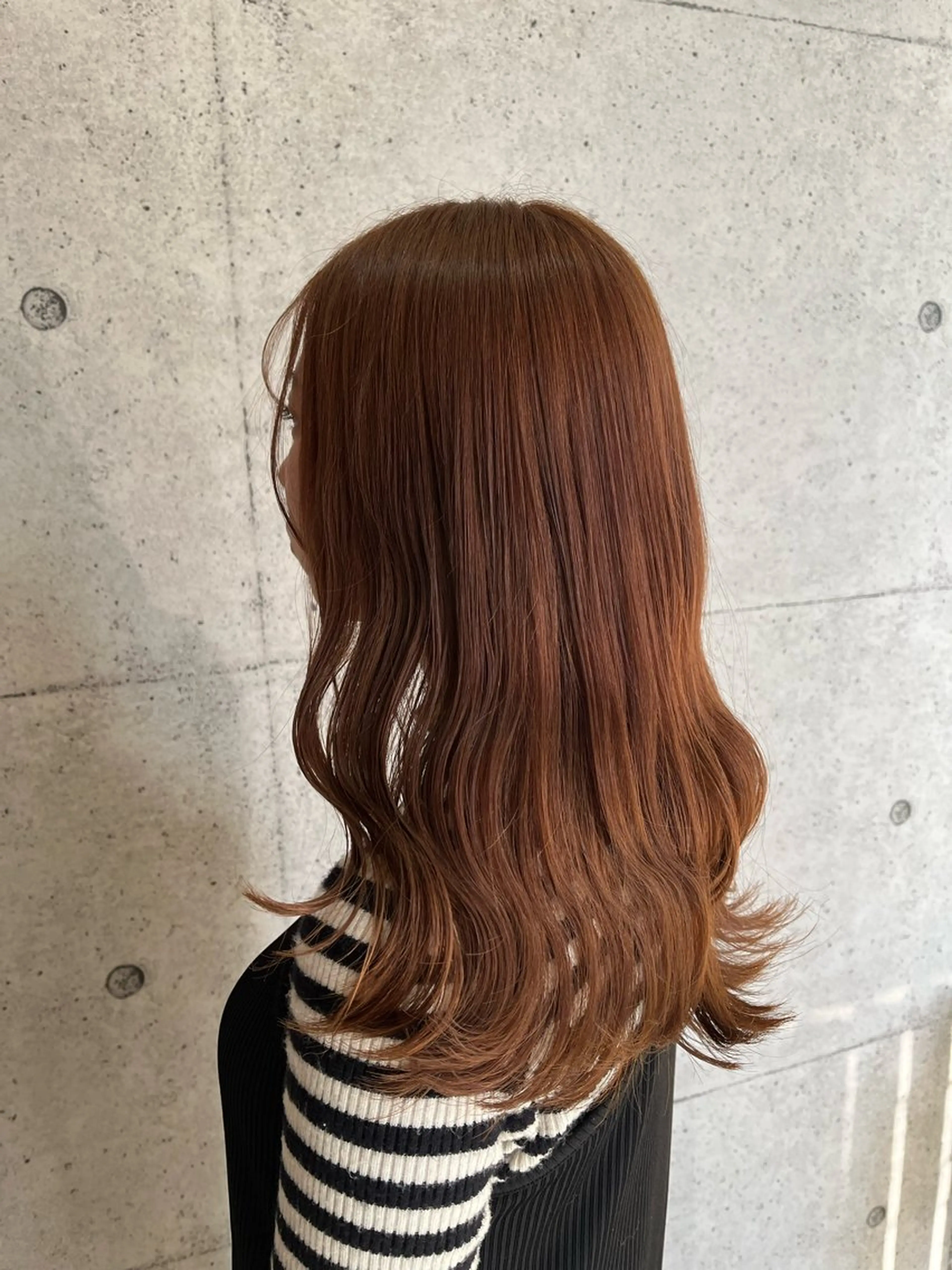 ロング カラー ブリーチ ダブルカラー ブリーチなしカラー 廣瀬 愛のヘアスタイル