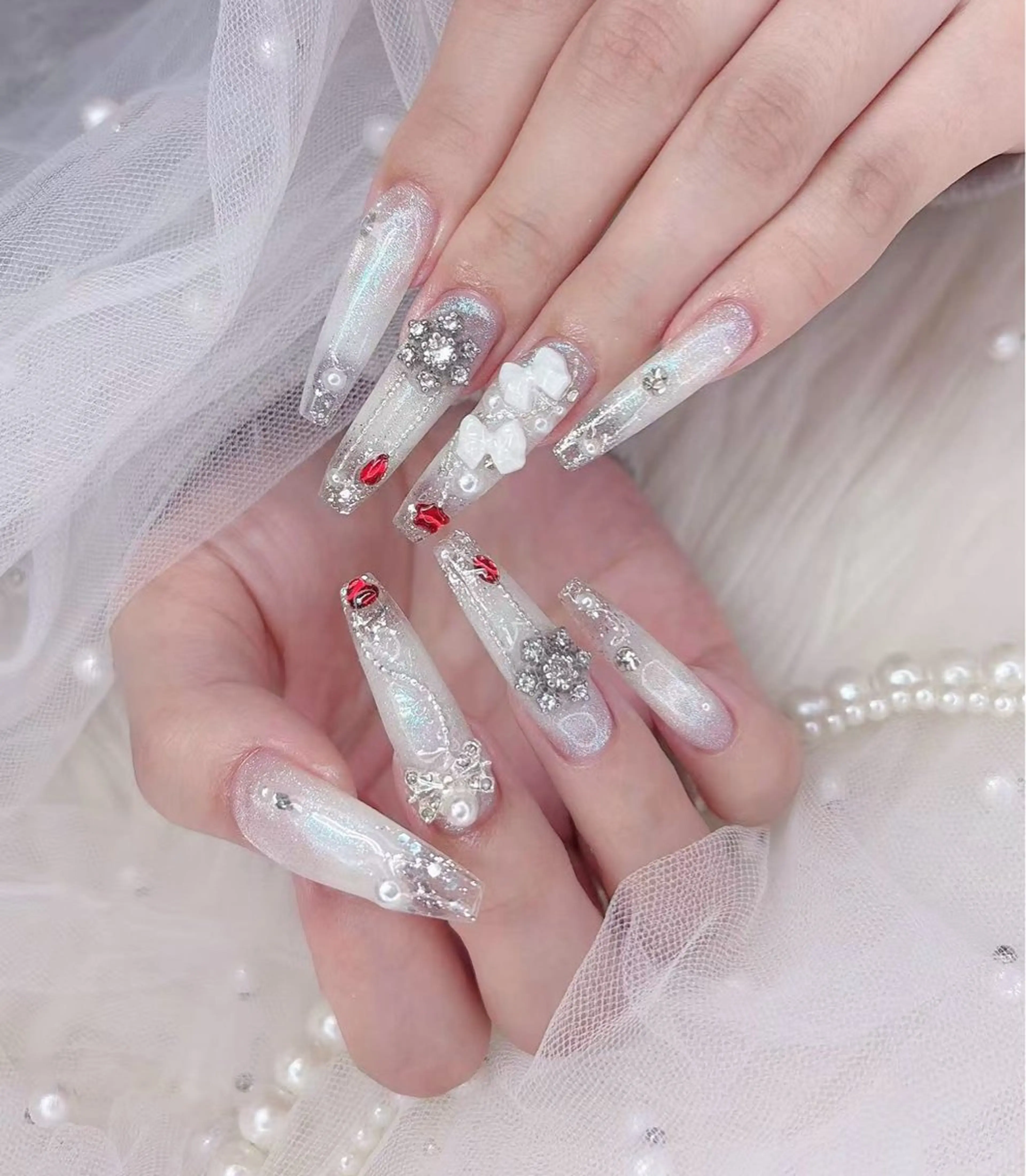 ネイル ハンドネイル フットネイル ハンドケア R salonのネイルデザイン